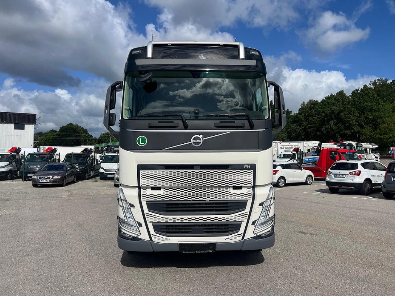 Volvo FH13 500 6x2*4 Skåpbil/Kylbil 23 pallars ?? 2024 - Skåp