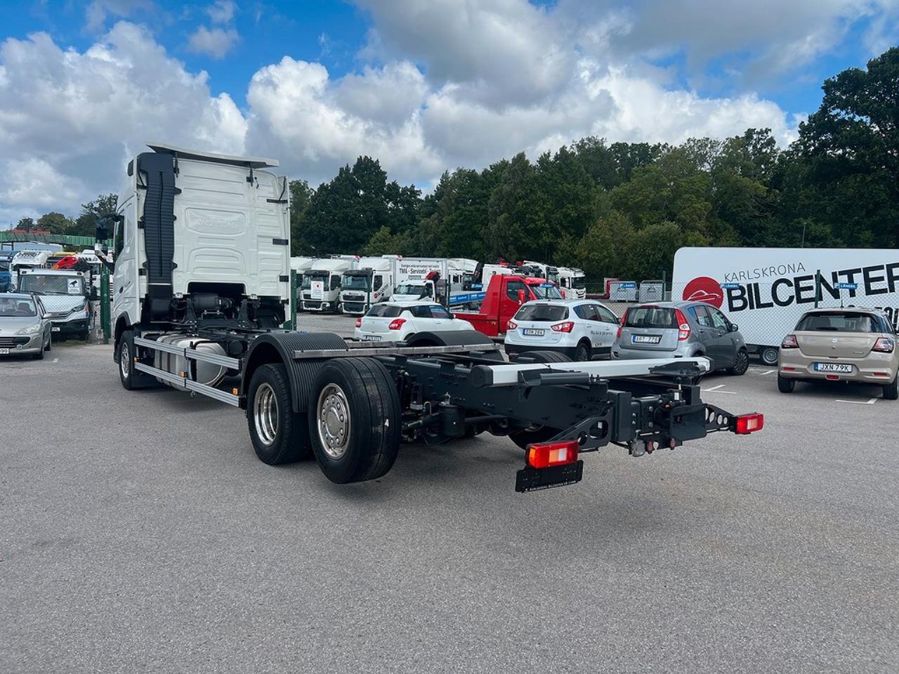 Volvo FH13 500 6x2*4 Skåpbil/Kylbil 23 pallars ?? 2024 - Skåp