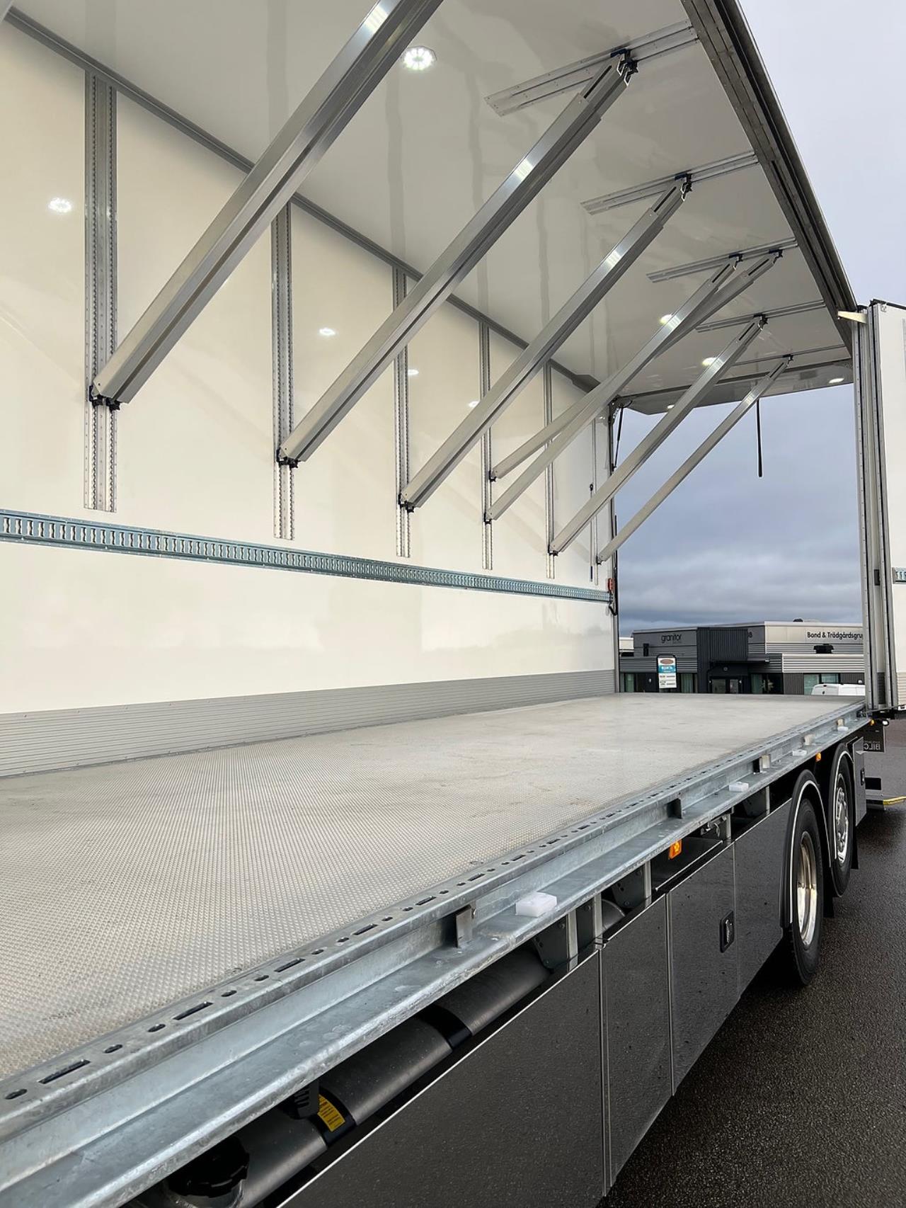 Volvo FH13 500 6x2*4 Sk&aring;pbil &Ouml;ppningsbarsida, L&aring;ngt Sk&aring;p 2024 - Sk&aring;p