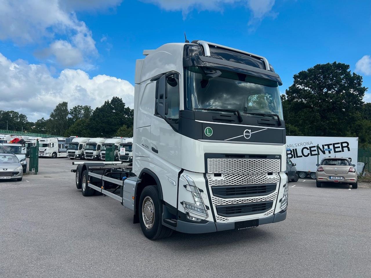 Volvo FH13 500 6x2*4 Skåpbil/Kylbil 23 pallars ?? 2024 - Skåp
