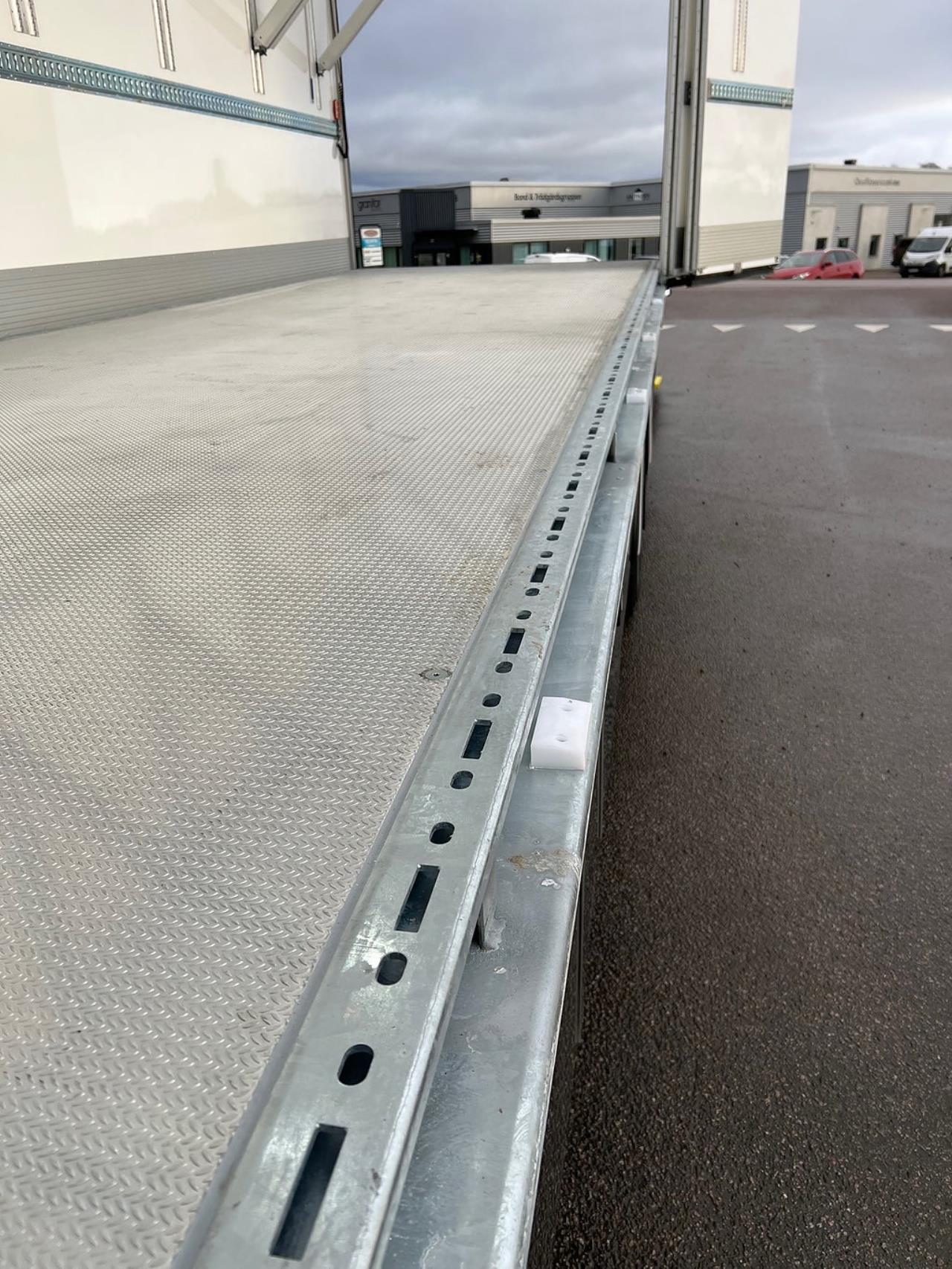 Volvo FH13 500 6x2*4 Sk&aring;pbil &Ouml;ppningsbarsida, L&aring;ngt Sk&aring;p 2024 - Sk&aring;p