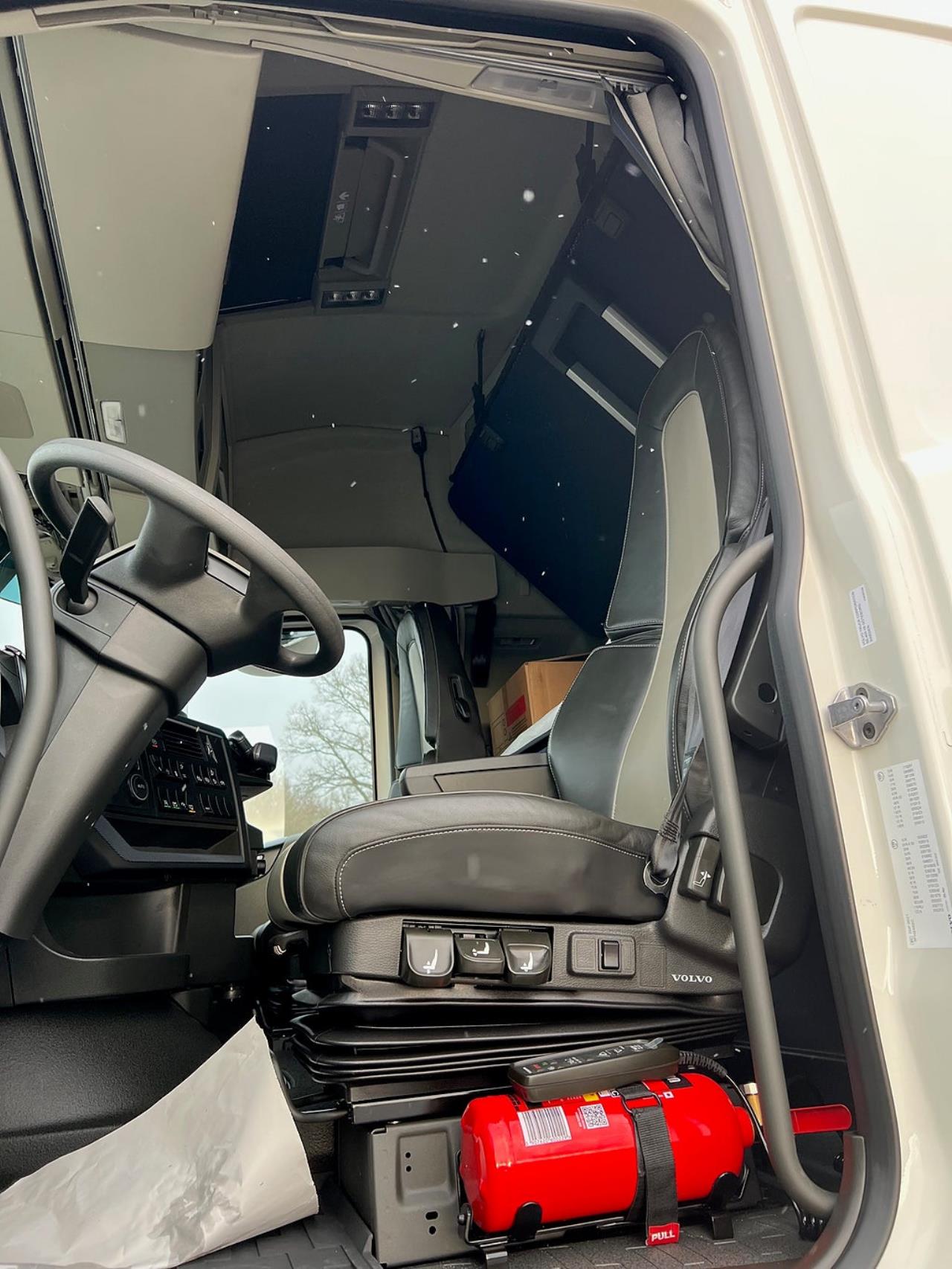 Volvo FH13 500 6x2*4 Sk&aring;pbil &Ouml;ppningsbarsida, L&aring;ngt Sk&aring;p 2024 - Sk&aring;p