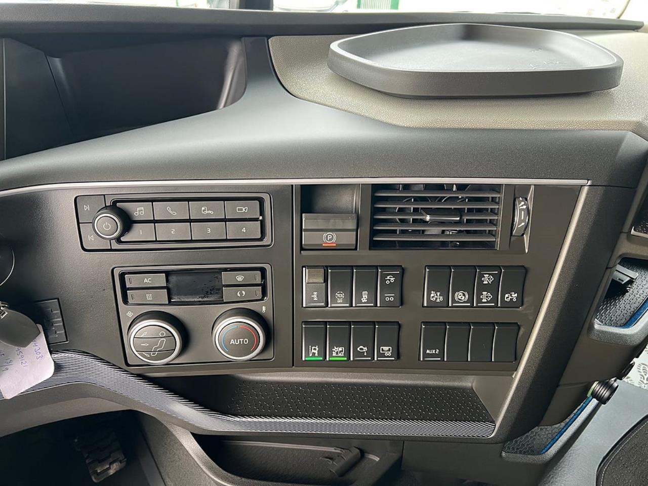 Volvo FH13 500 6x2*4 Sk&aring;pbil &Ouml;ppningsbarsida, L&aring;ngt Sk&aring;p 2024 - Sk&aring;p