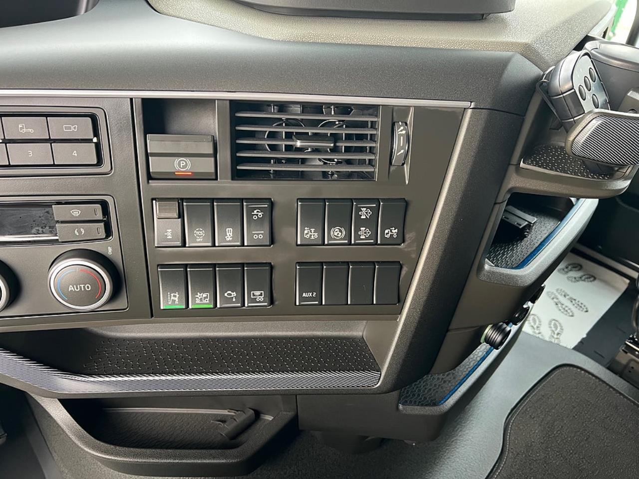 Volvo FH13 500 6x2*4 Sk&aring;pbil &Ouml;ppningsbarsida, L&aring;ngt Sk&aring;p 2024 - Sk&aring;p