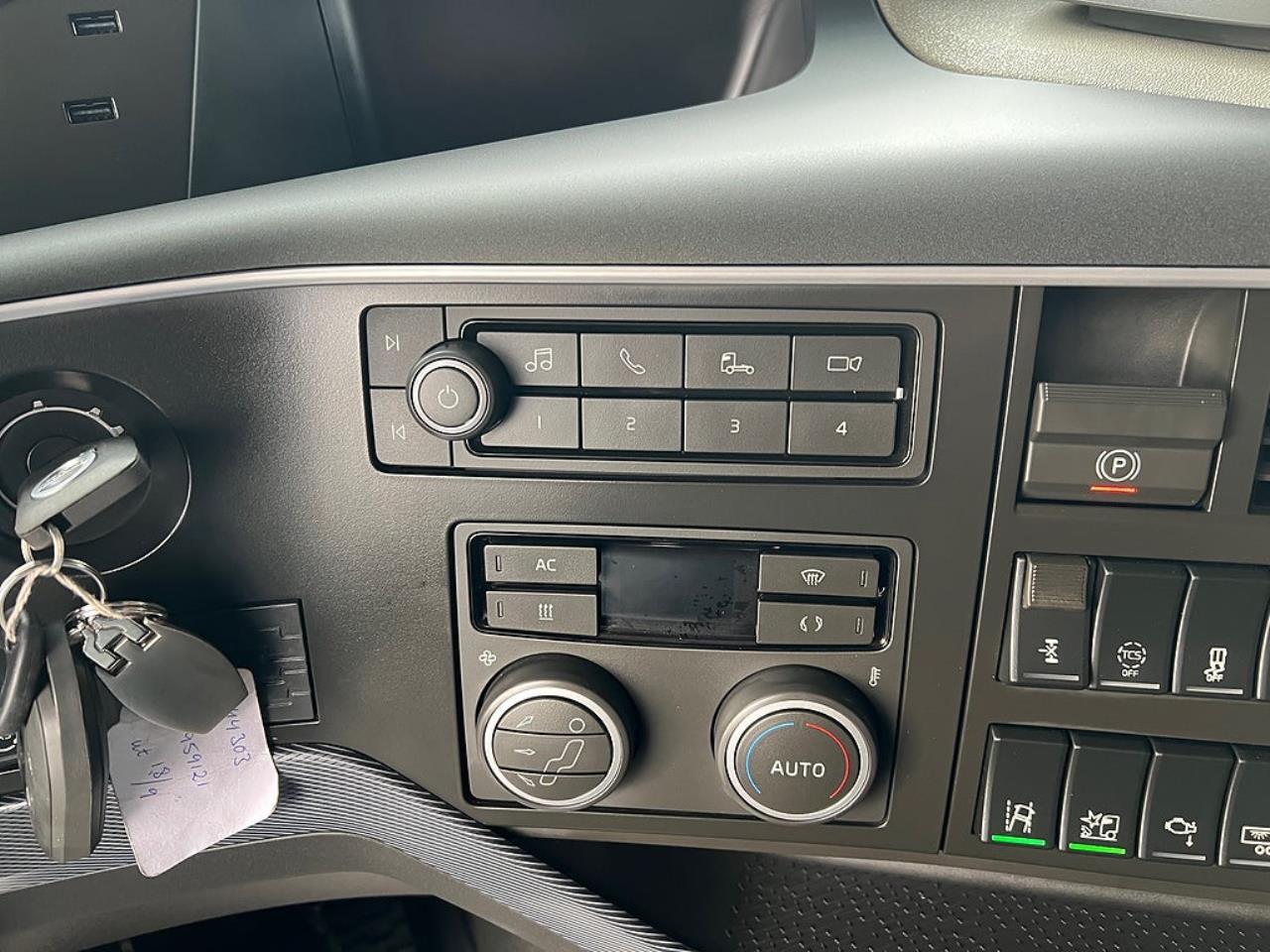 Volvo FH13 500 6x2*4 Sk&aring;pbil &Ouml;ppningsbarsida, L&aring;ngt Sk&aring;p 2024 - Sk&aring;p