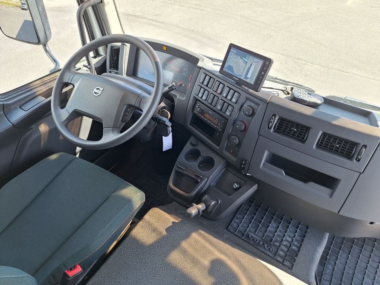 Volvo FLL Skåp 2022 - Skåp