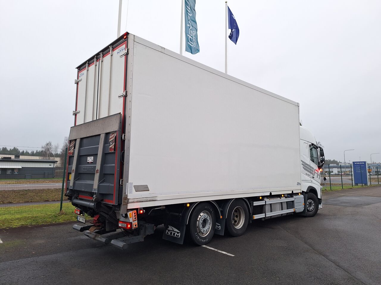 Volvo FH 6x2 Sk&aring;pbil 2021 - Sk&aring;p