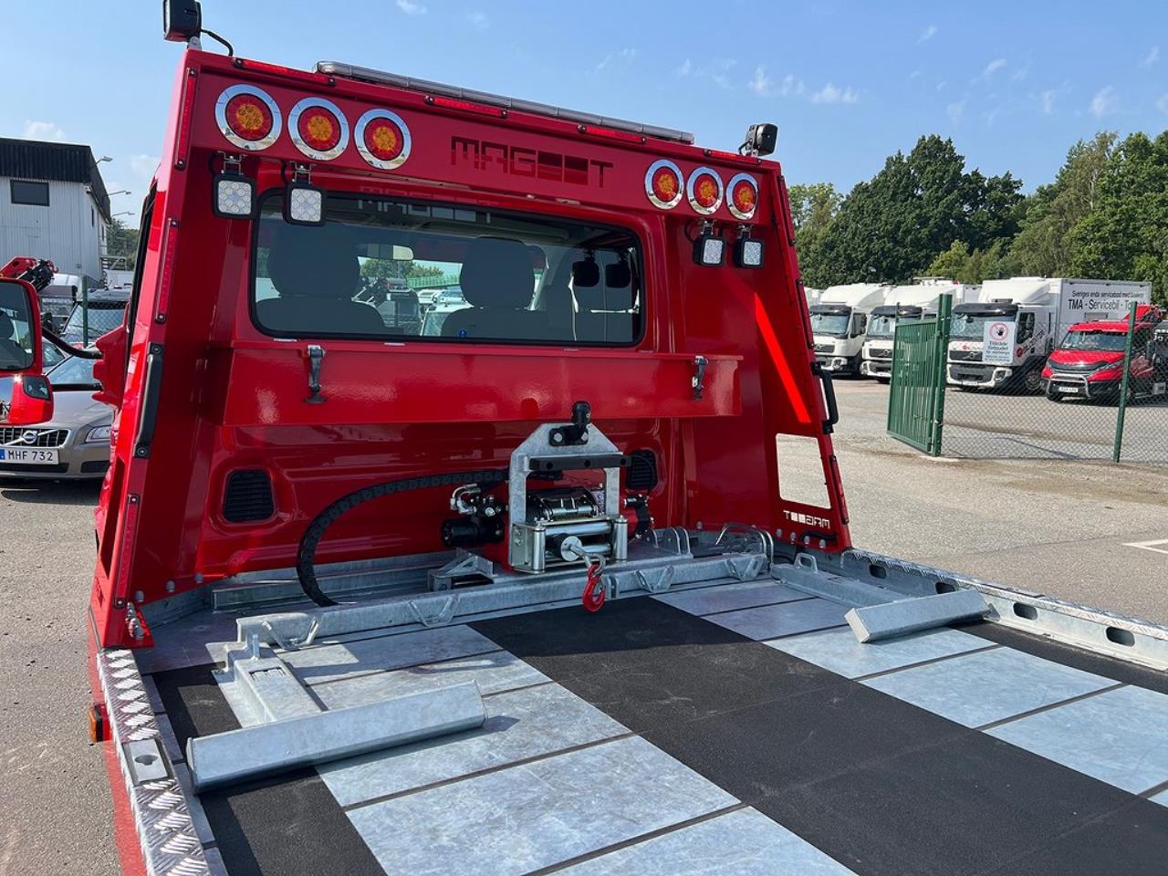 Iveco Daily 72C18 Bärgningsbil Automat Fullutrustad 2025 - Bärgningsbil