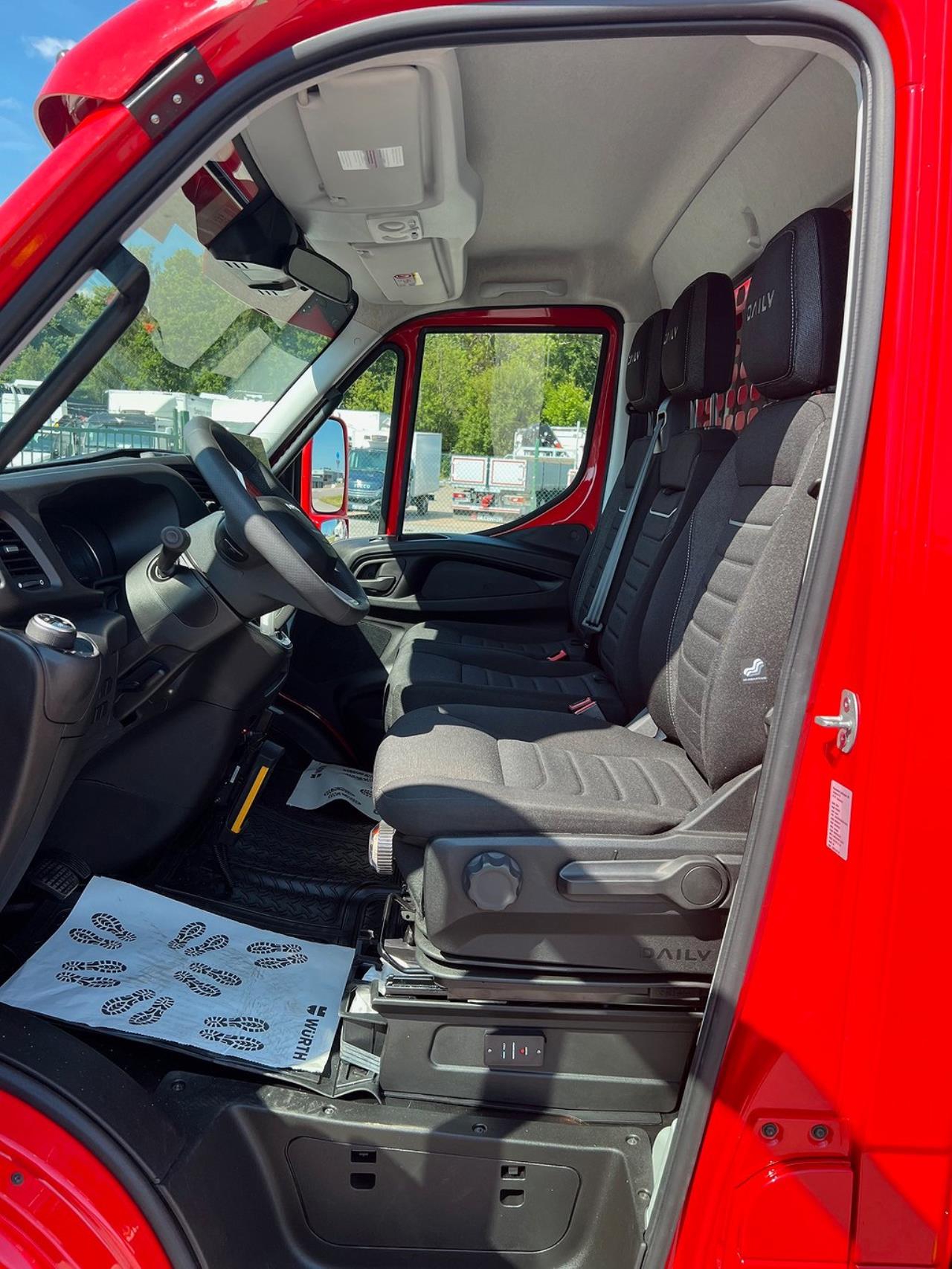 Iveco Daily 72C18 Bärgningsbil Automat Fullutrustad 2025 - Bärgningsbil