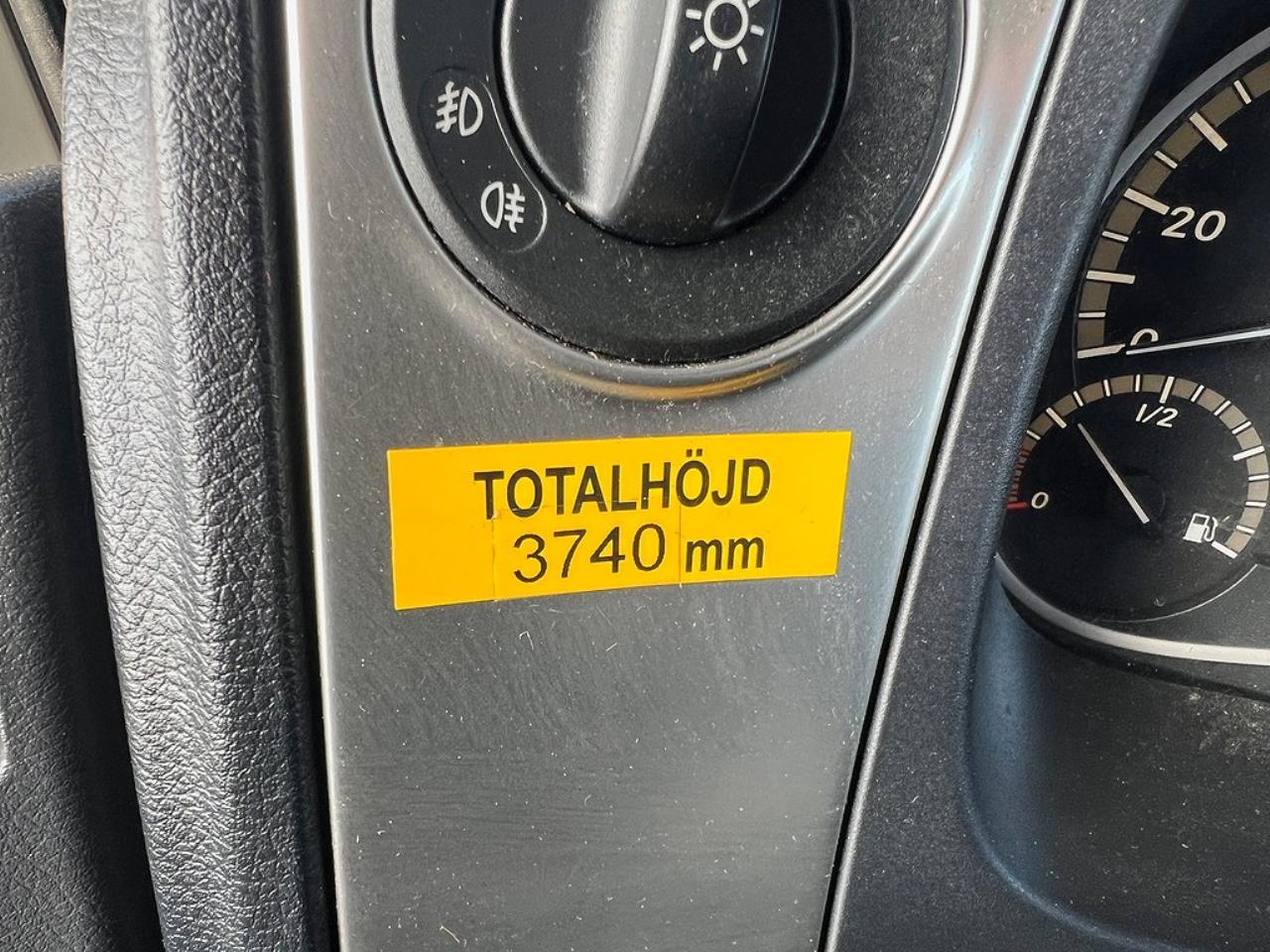 Mercedes-Benz Atego 1524L 4x2 Sovhytt Skåpbil Öppningsbarsida 2015 - Skåp