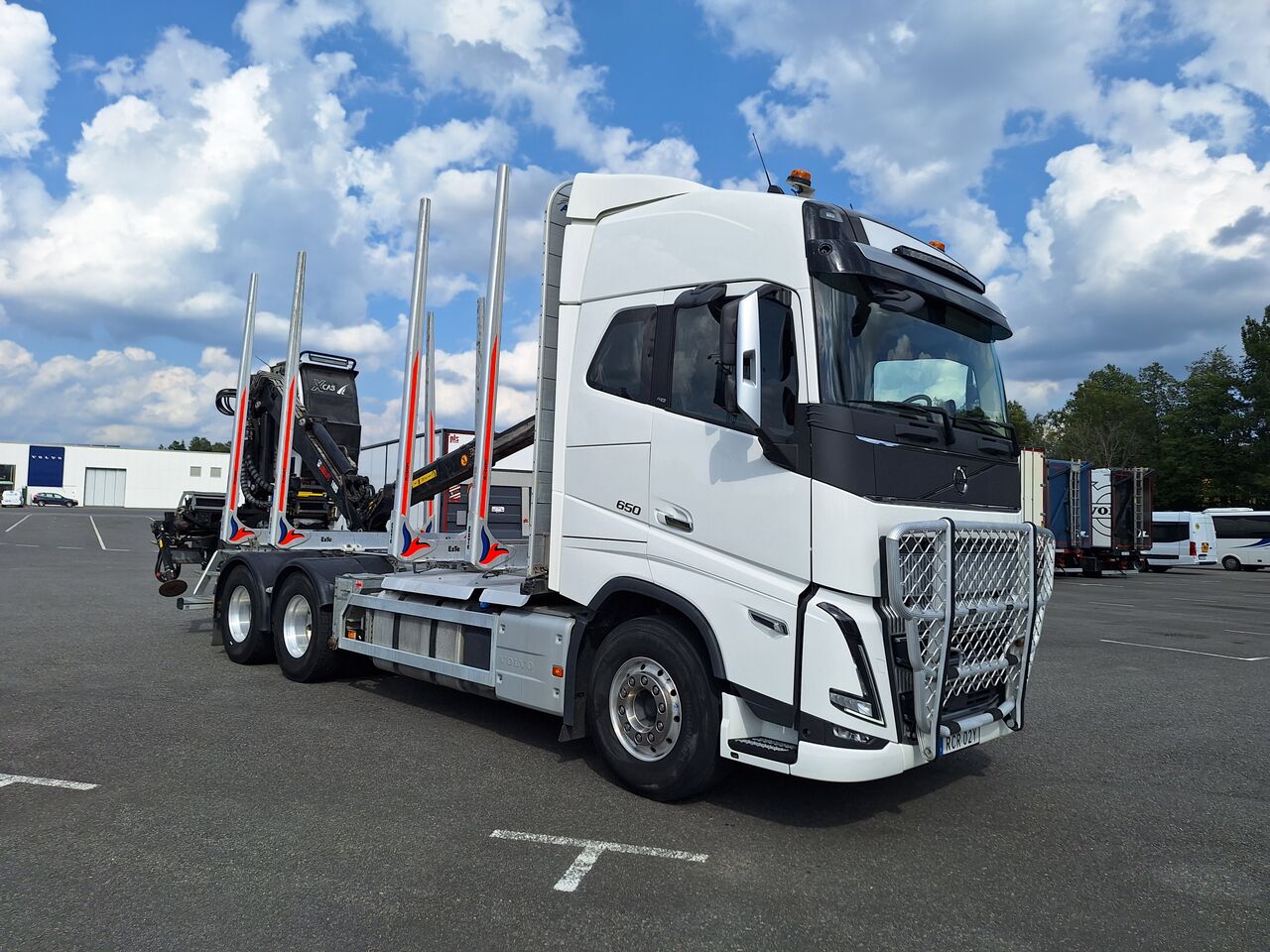 Volvo FH16 6x4 Timmerbil med Kran 2023 - Timmer