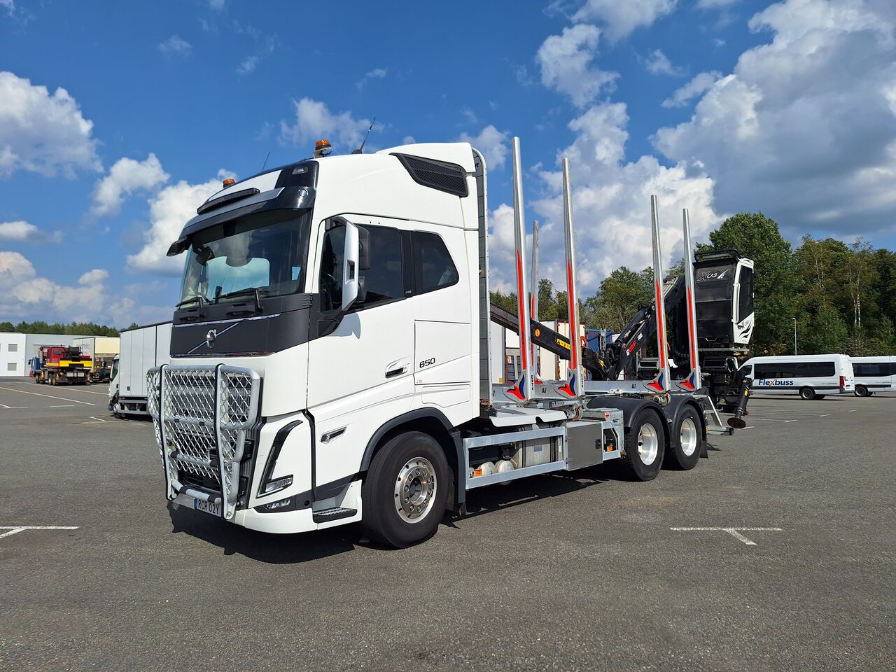 Volvo FH16 6x4 Timmerbil med Kran 2023 - Timmer