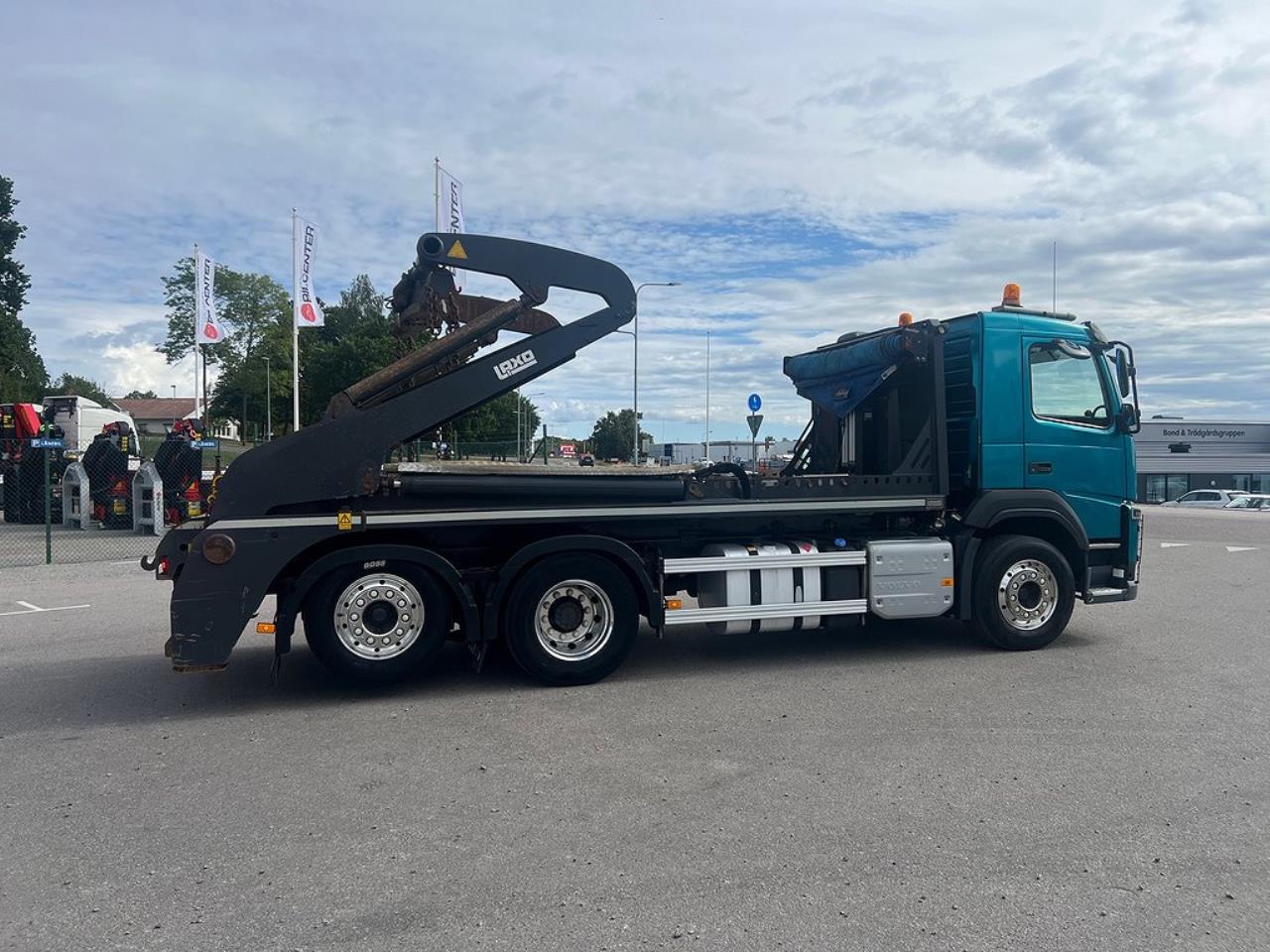 Volvo FM 410 6x2*4 Liftdumper Laxo med rotator Euro 6 2015 - Växelflak