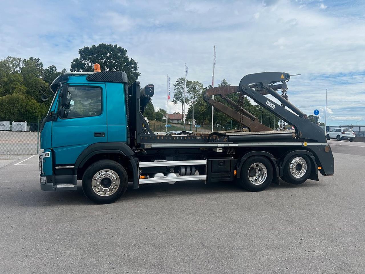 Volvo FM 410 6x2*4 Liftdumper Laxo med rotator Euro 6 2015 - Växelflak