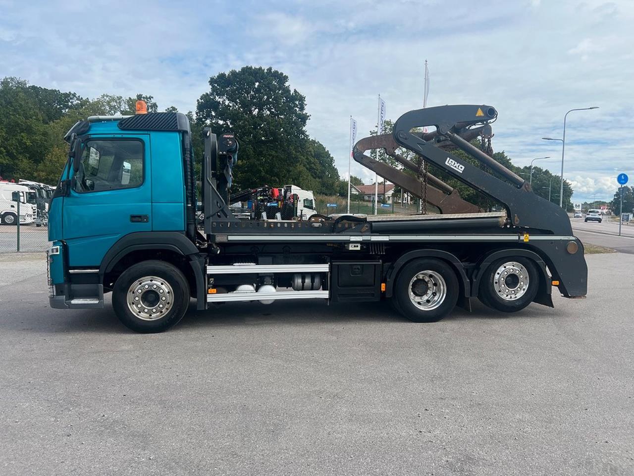 Volvo FM 410 6x2*4 Liftdumper Laxo med rotator Euro 6 2015 - Växelflak