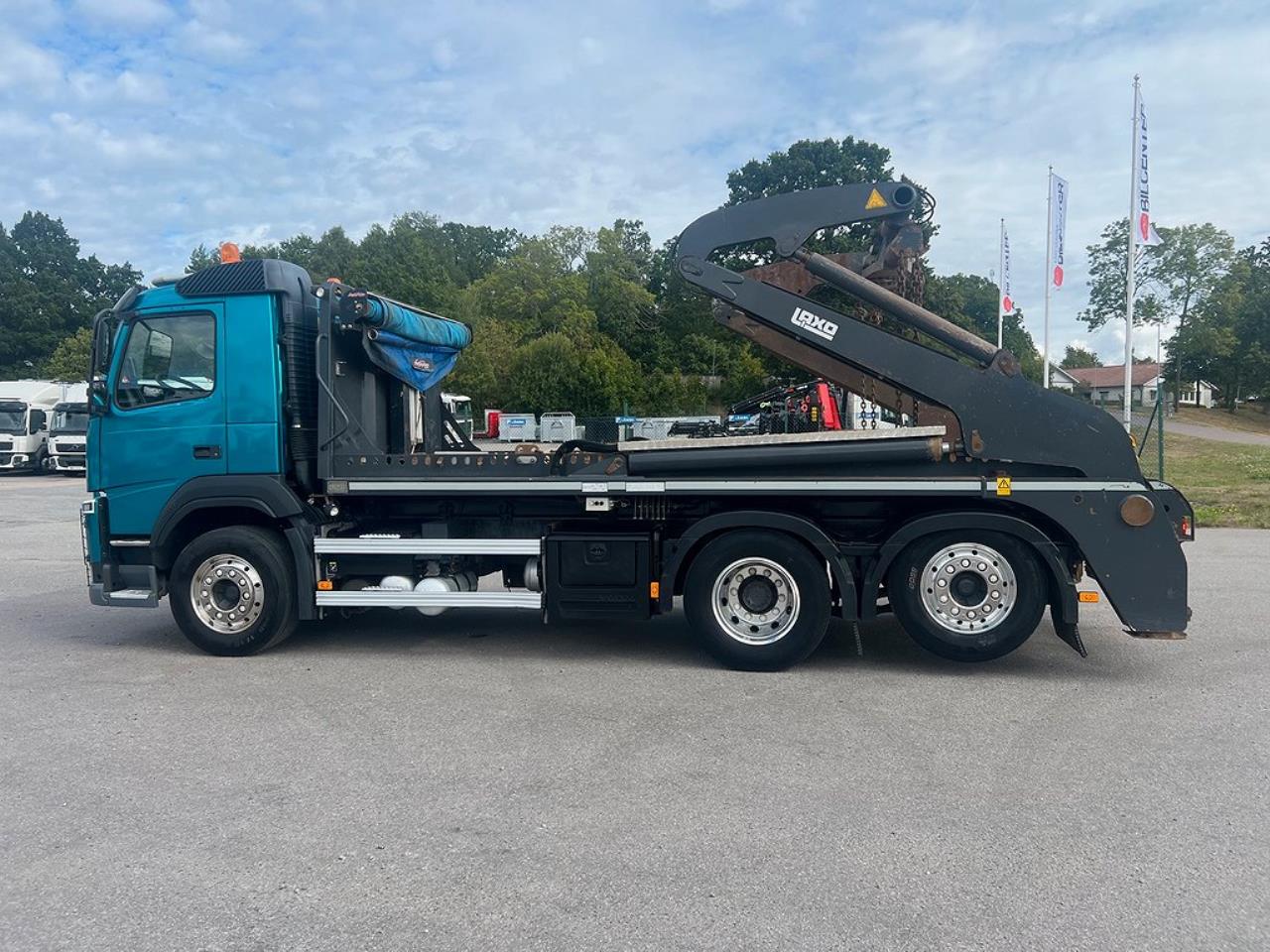 Volvo FM 410 6x2*4 Liftdumper Laxo med rotator Euro 6 2015 - Växelflak