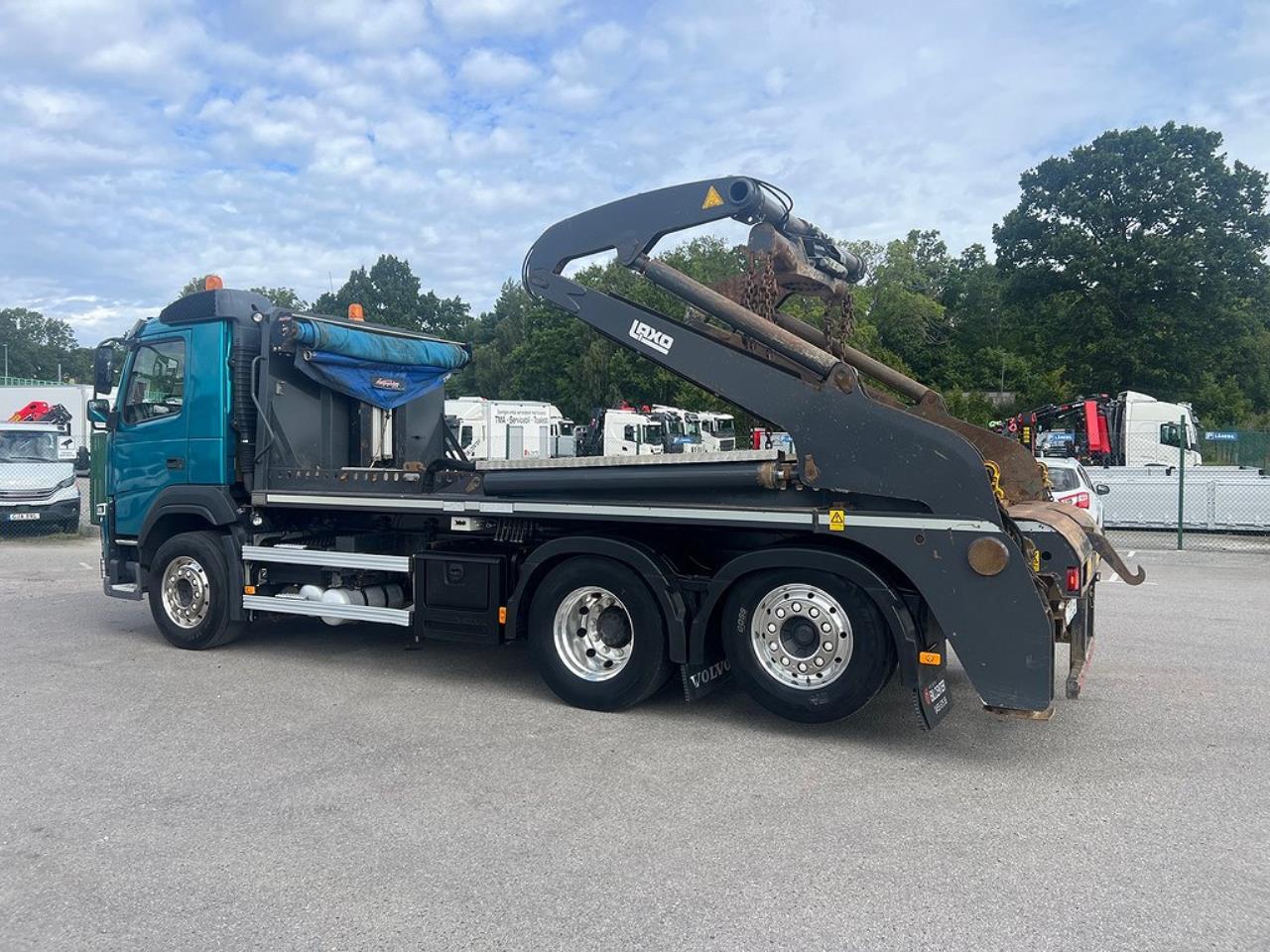 Volvo FM 410 6x2*4 Liftdumper Laxo med rotator Euro 6 2015 - Växelflak