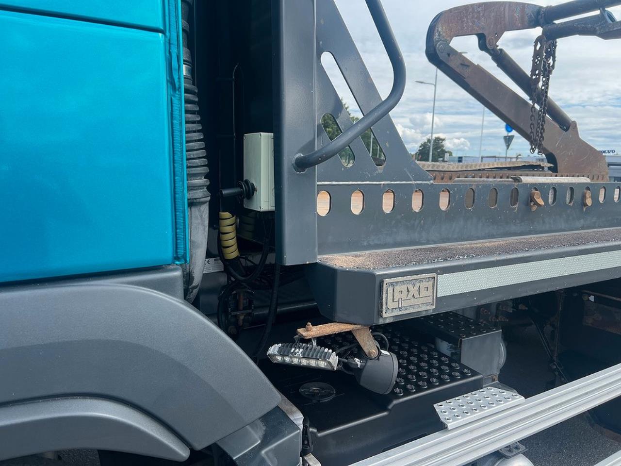 Volvo FM 410 6x2*4 Liftdumper Laxo med rotator Euro 6 2015 - Växelflak