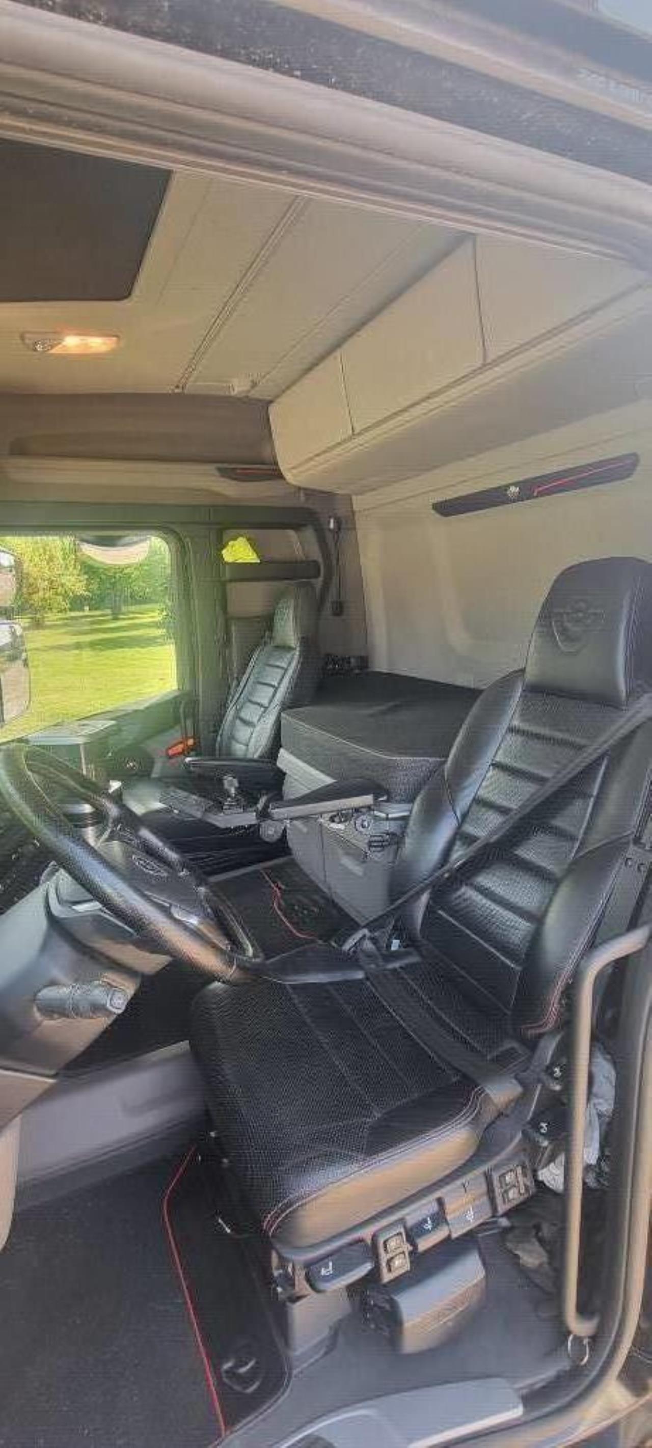Scania R660 2022 - Krok/Lastväxlare