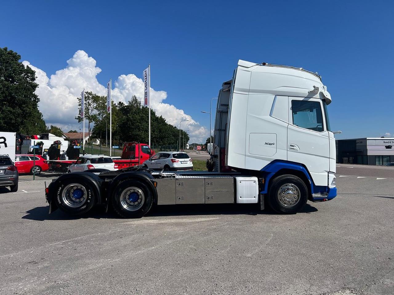 DAF XG+ 530 6x2 Dragbil ADR Klassad & Kompressor, 4,0 Hjulba 2023 - Dragbil