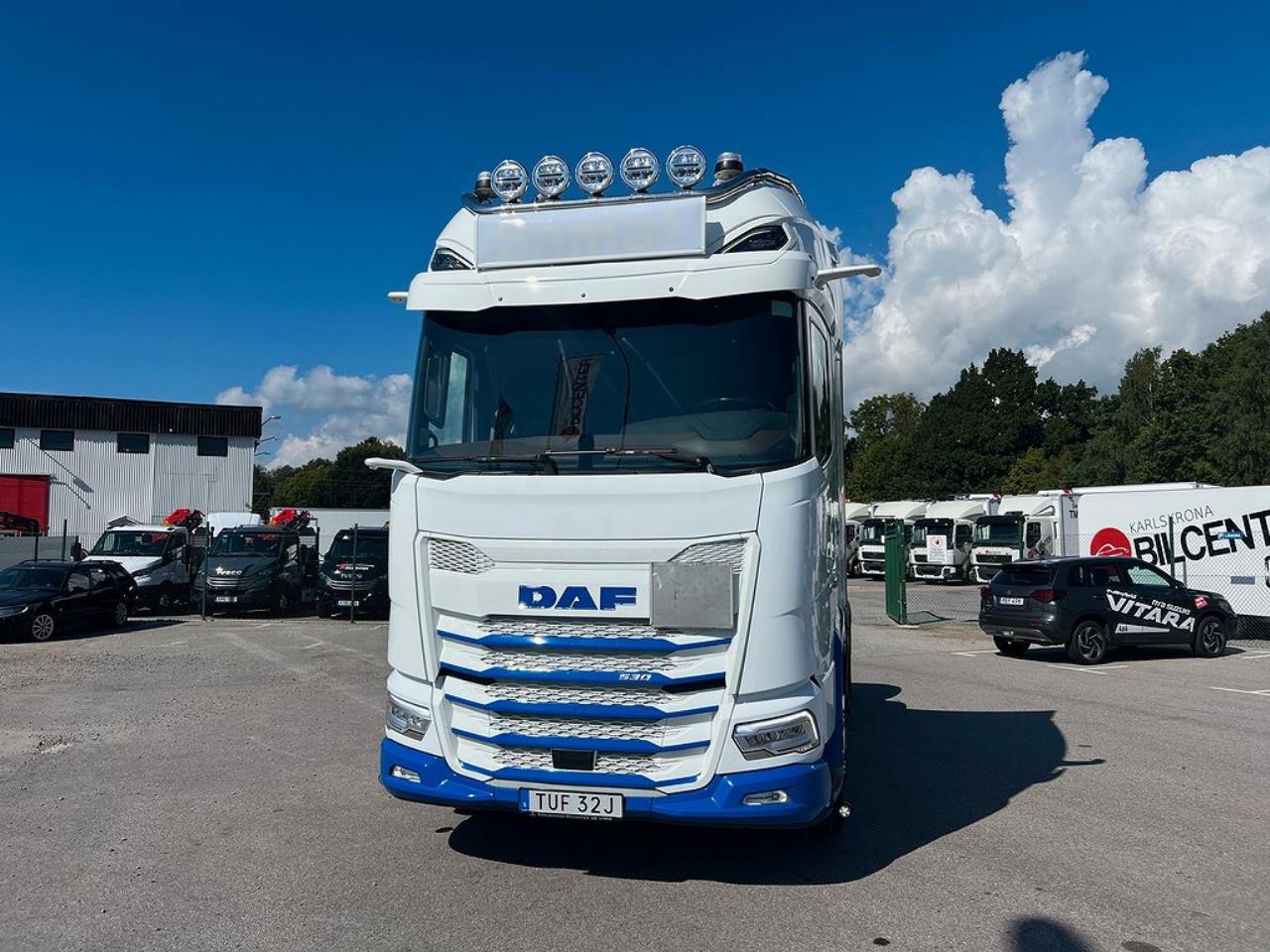 DAF XG+ 530 6x2 Dragbil ADR Klassad & Kompressor, 4,0 Hjulba 2023 - Dragbil