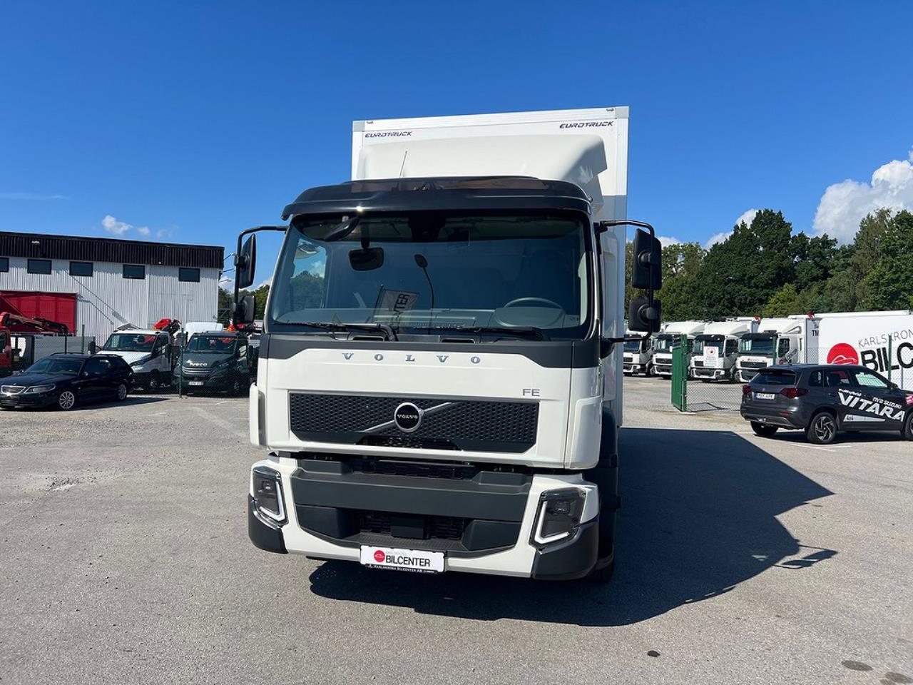 Volvo FE 320 4x2 Nya Modellen, Skåpbil med Öppningsbarsida 2024 - Skåp