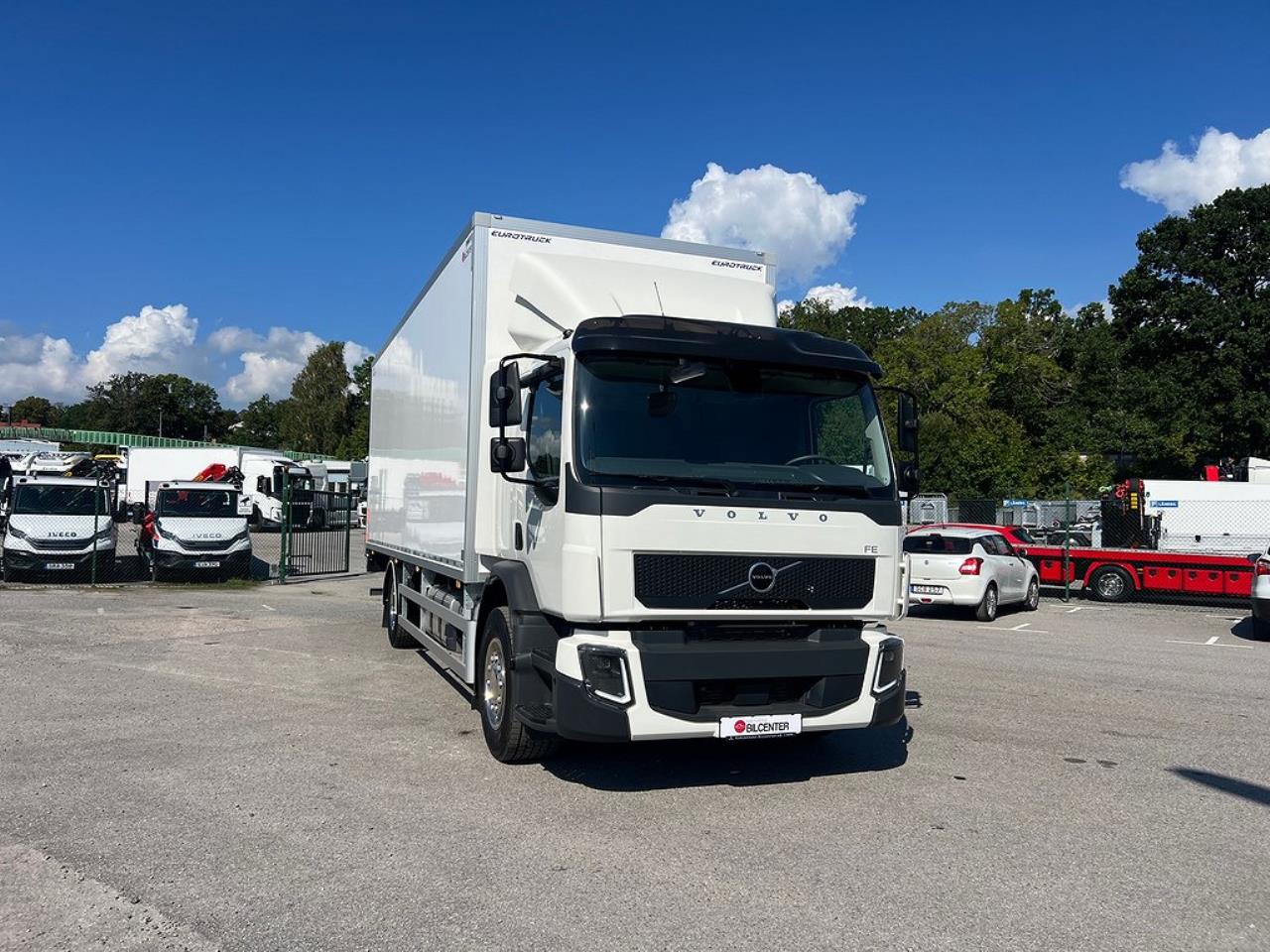 Volvo FE 320 4x2 Nya Modellen, Skåpbil med Öppningsbarsida 2024 - Skåp