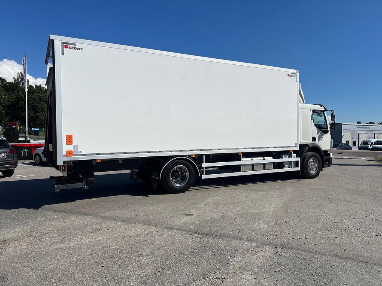 Volvo FE 320 4x2 Nya Modellen, Skåpbil med Öppningsbarsida 2024 - Skåp