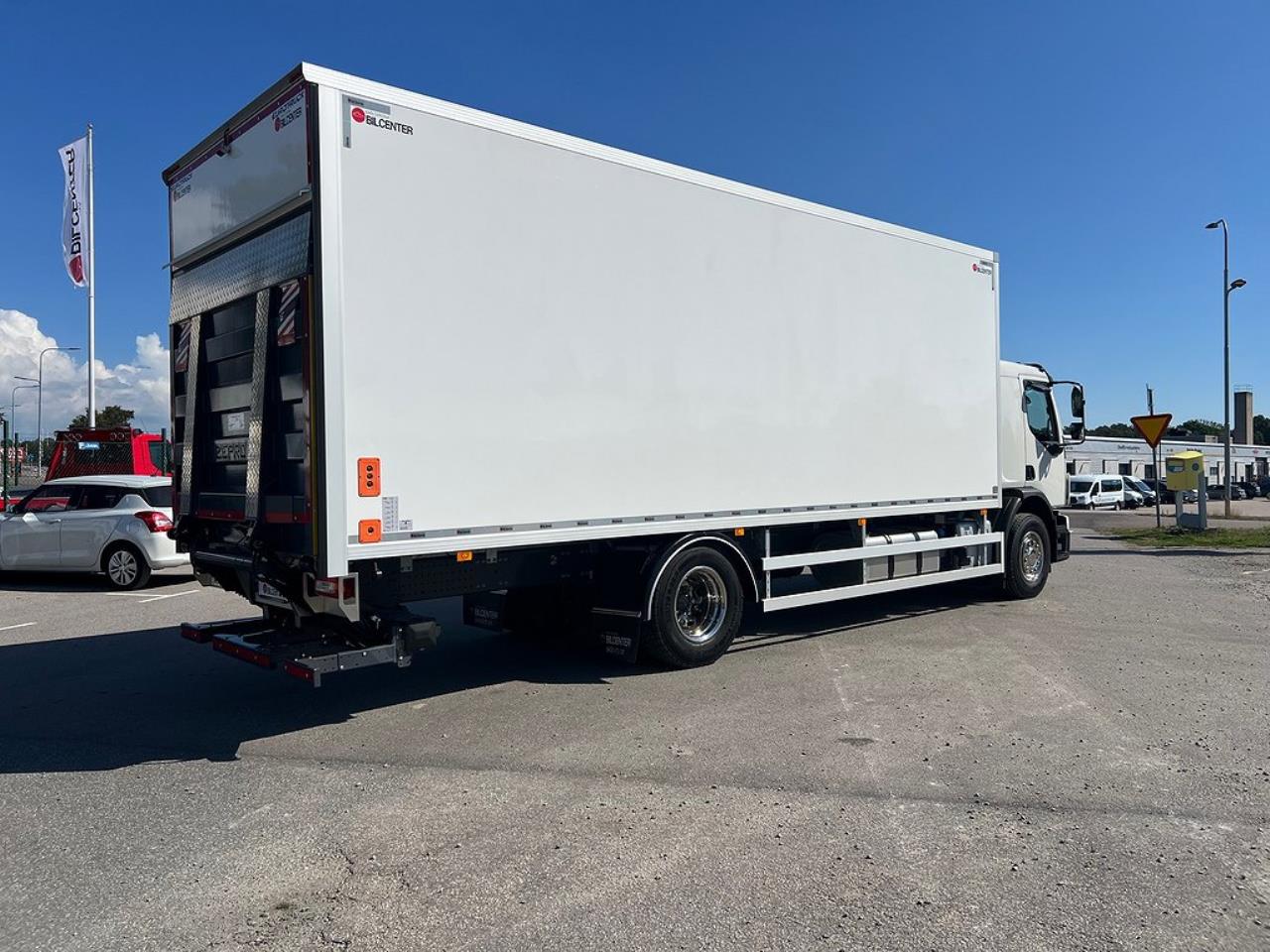 Volvo FE 320 4x2 Nya Modellen, Skåpbil med Öppningsbarsida 2024 - Skåp