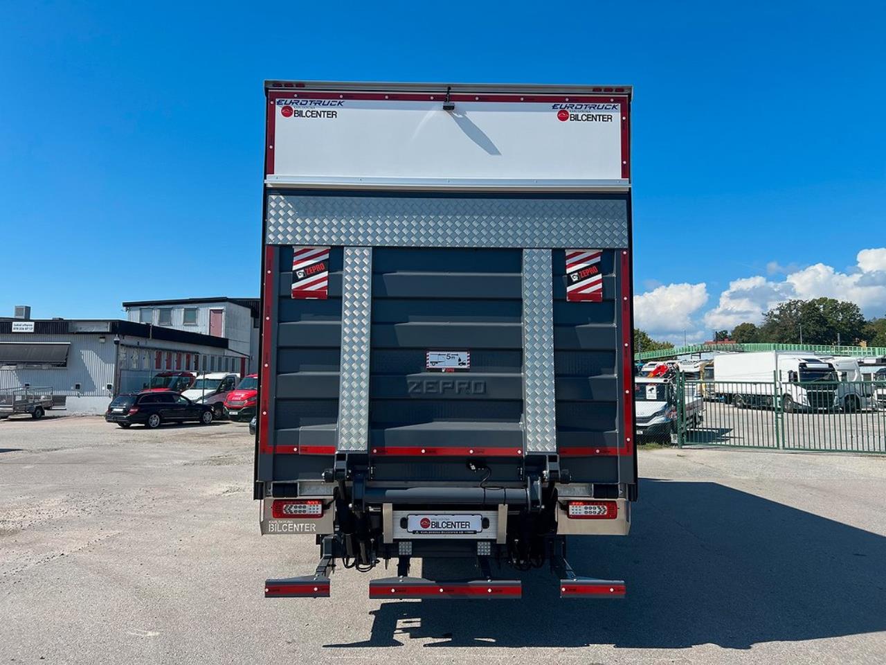 Volvo FE 320 4x2 Nya Modellen, Skåpbil med Öppningsbarsida 2024 - Skåp