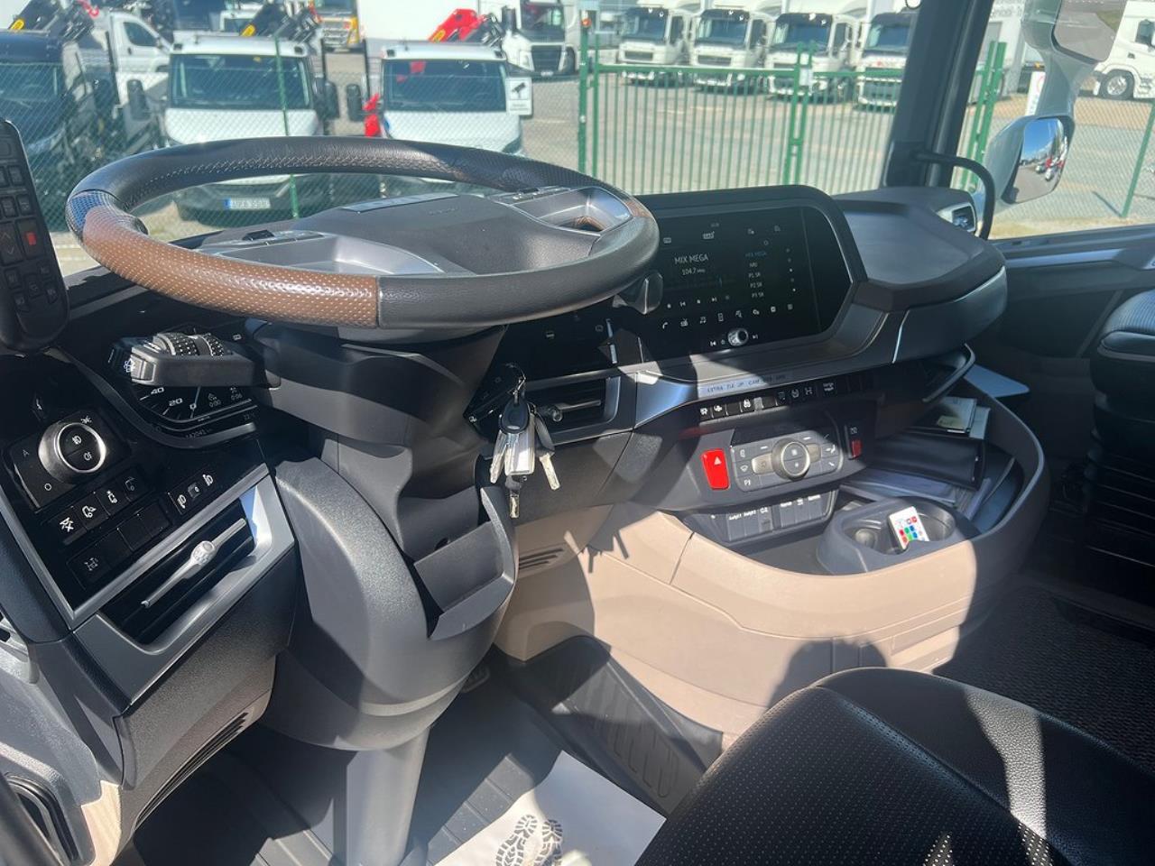 DAF XG+ 530 6x2 Dragbil ADR Klassad & Lossnings Kompressor 2023 - Dragbil