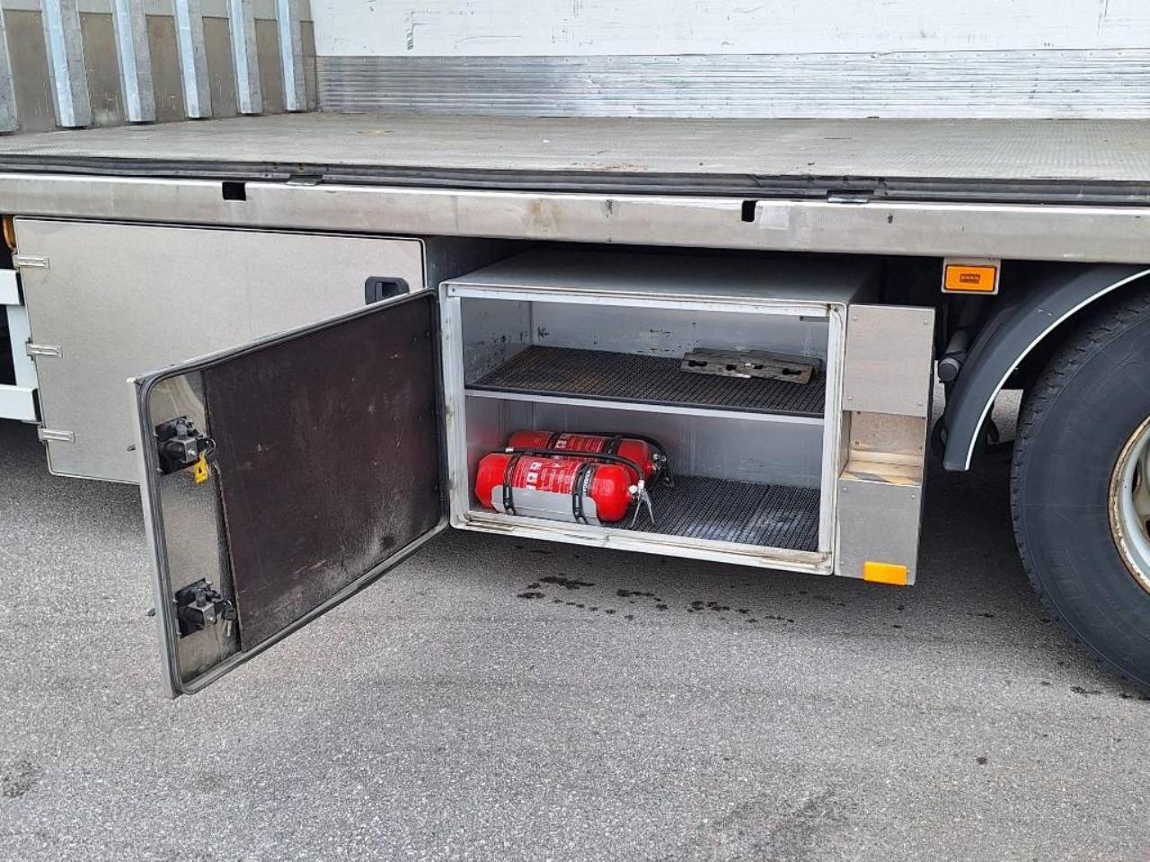 Scania R 500 B6x2*4LB 2020 - Skåp isolerat