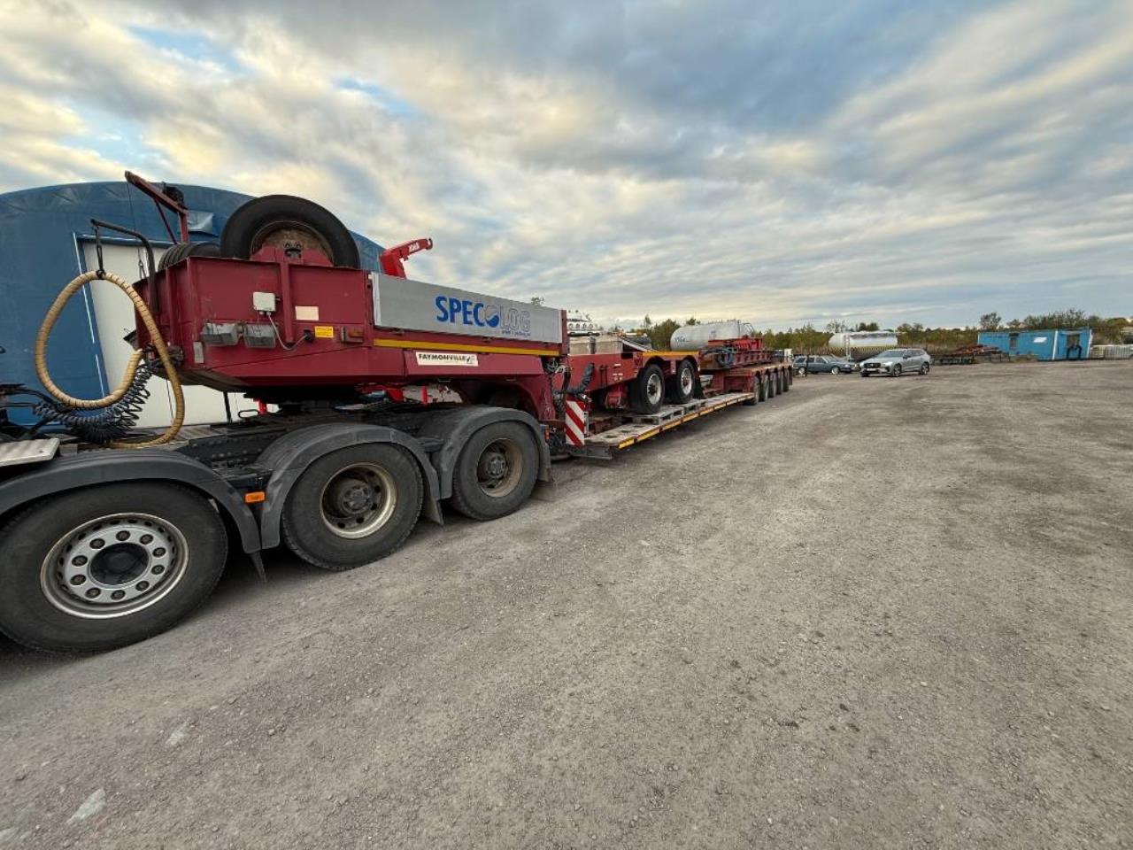 Volvo FH16 700 / Faymonville STBZ-7VA 2011 - Dragbil