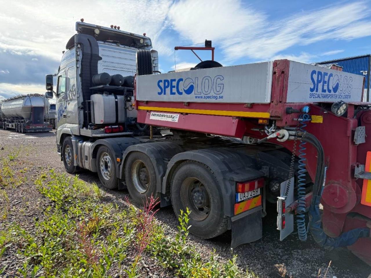 Volvo FH16 700 / Faymonville STBZ-7VA 2011 - Dragbil
