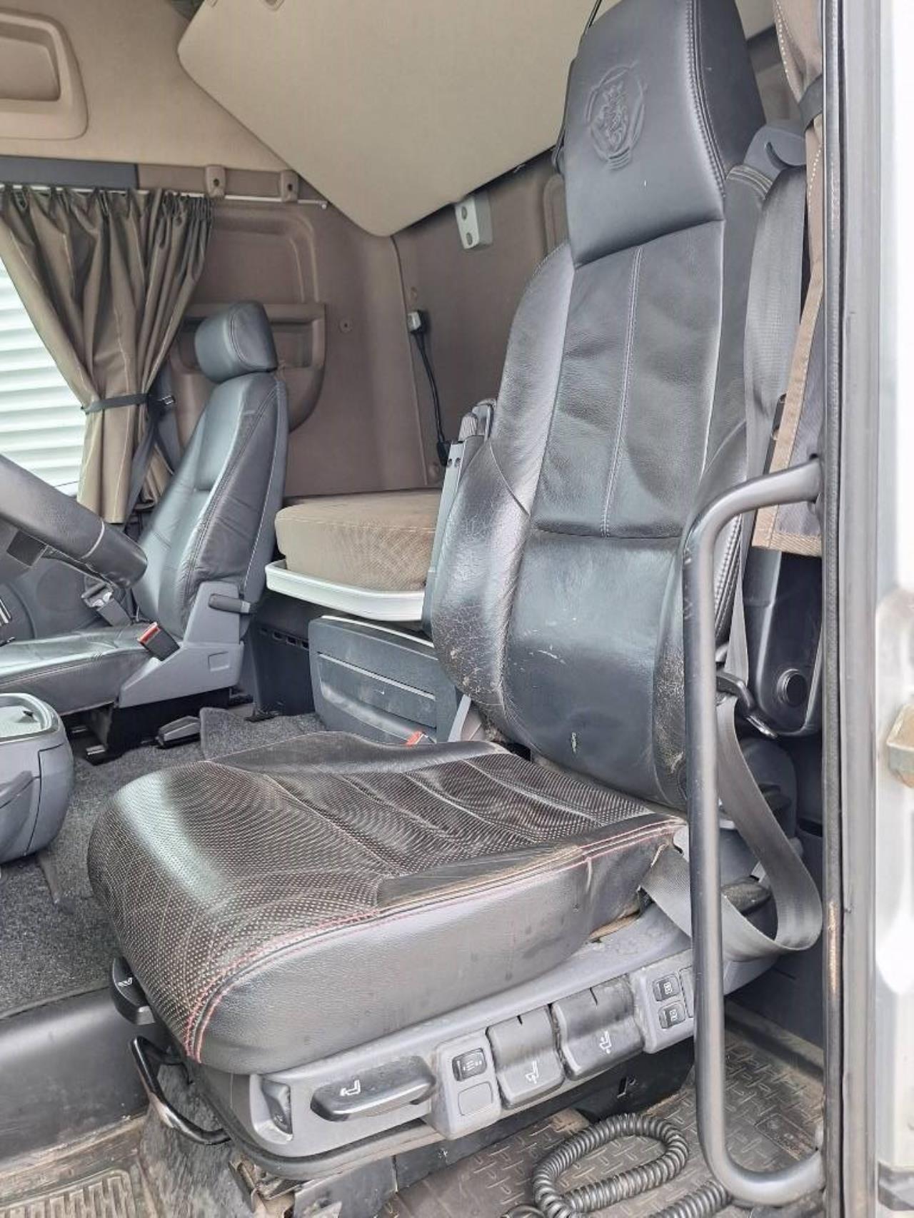 Scania R580 LB6X2*4MNB 2015 - Krok/Lastväxlare