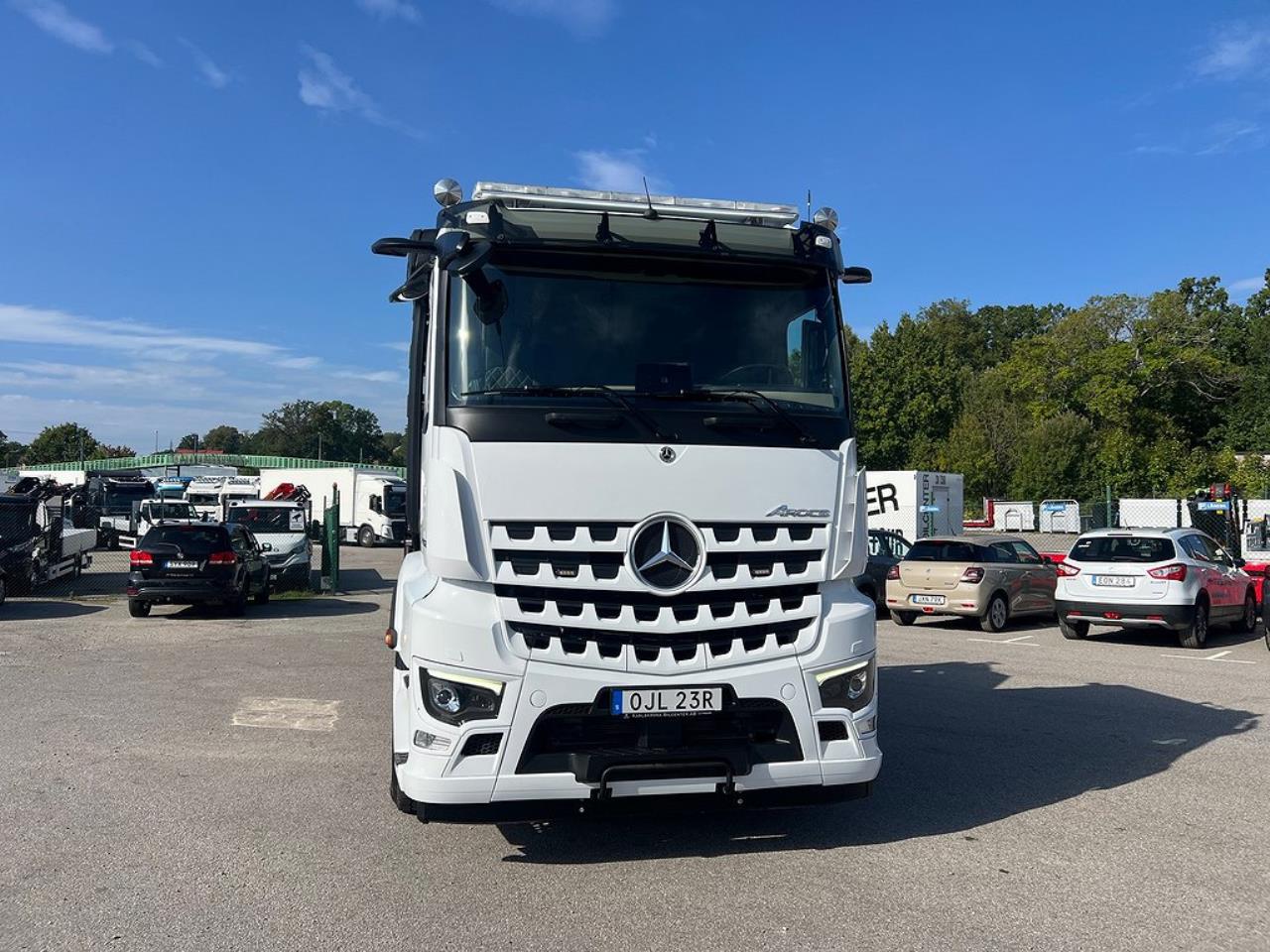 Mercedes-Benz Arocs 3553 8x4*4 Kranväxlare Palfinger & Jibb 2023 - Kran