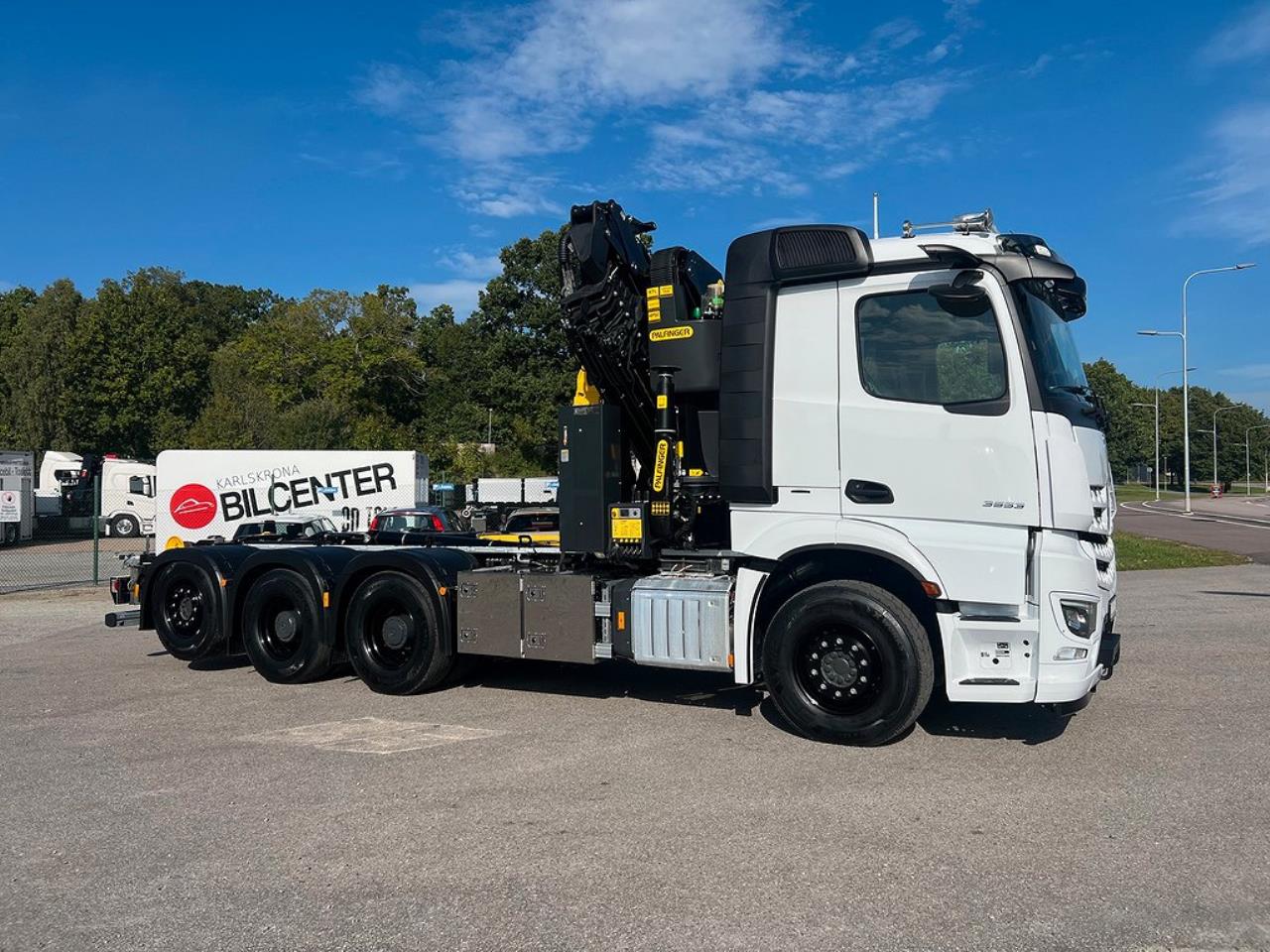 Mercedes-Benz Arocs 3553 8x4*4 Kranväxlare Palfinger & Jibb 2023 - Kran