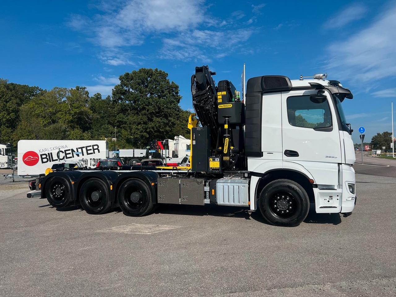 Mercedes-Benz Arocs 3553 8x4*4 Kranväxlare Palfinger & Jibb 2023 - Kran