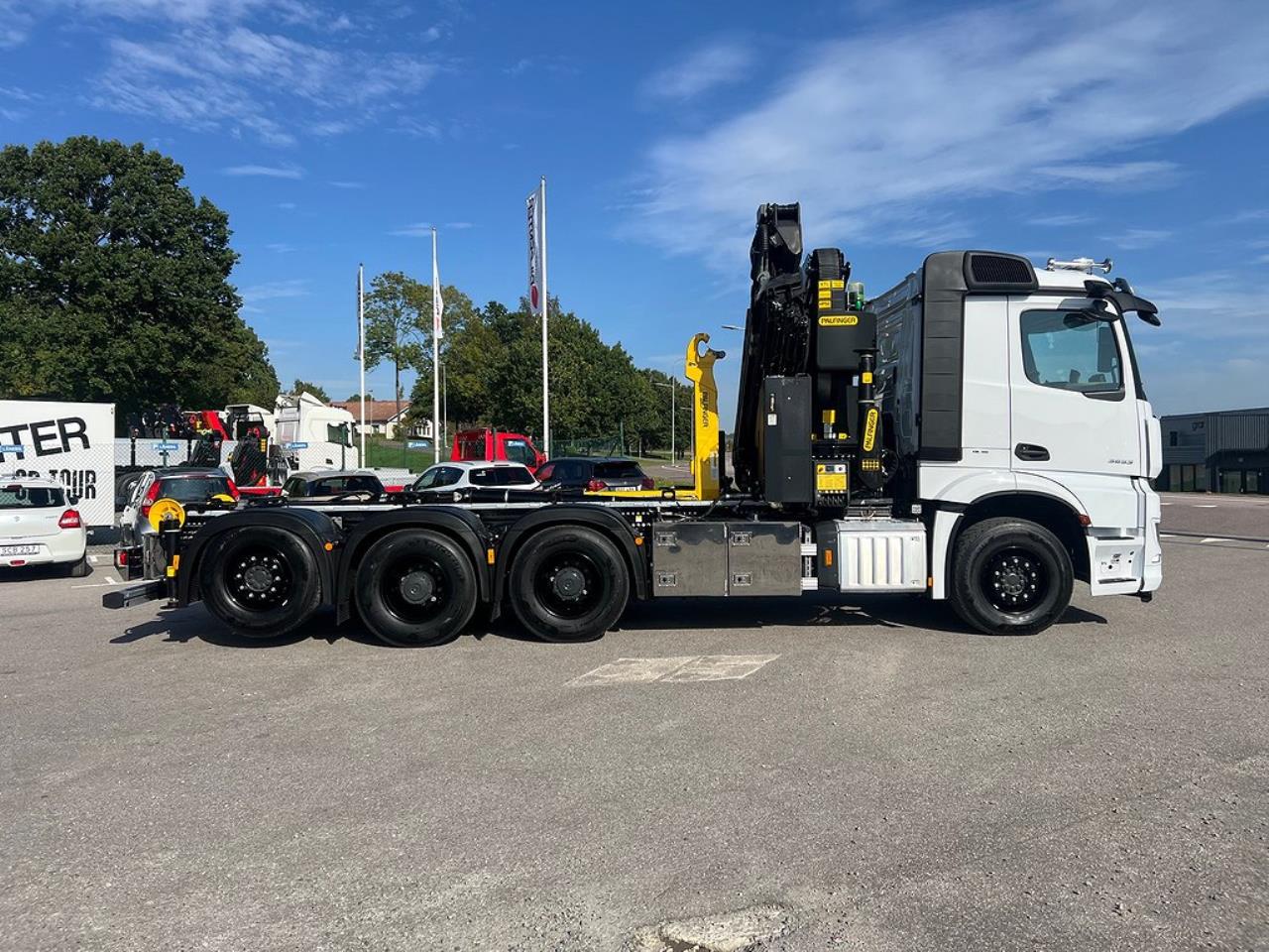Mercedes-Benz Arocs 3553 8x4*4 Kranväxlare Palfinger & Jibb 2023 - Kran