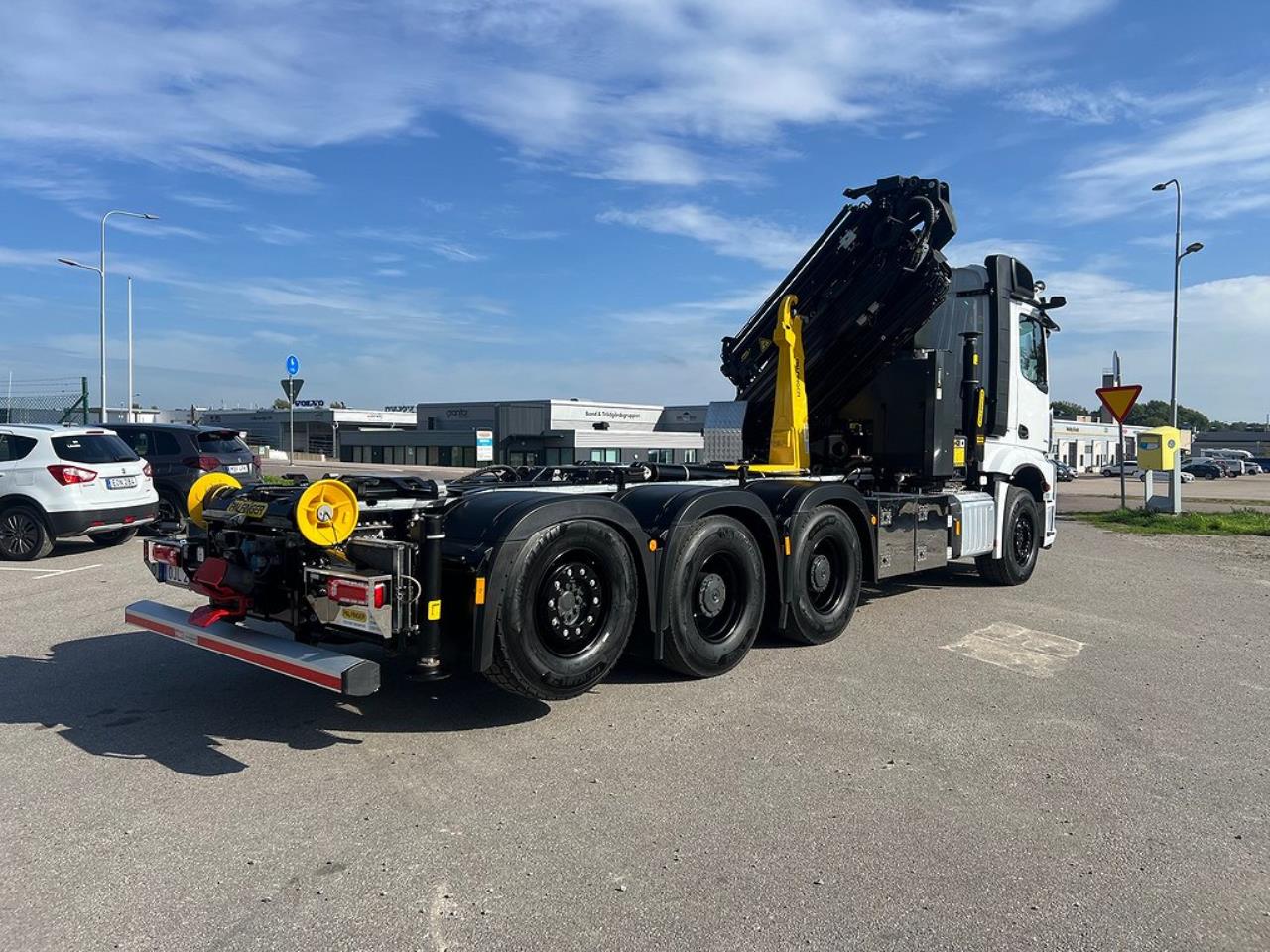 Mercedes-Benz Arocs 3553 8x4*4 Kranväxlare Palfinger & Jibb 2023 - Kran
