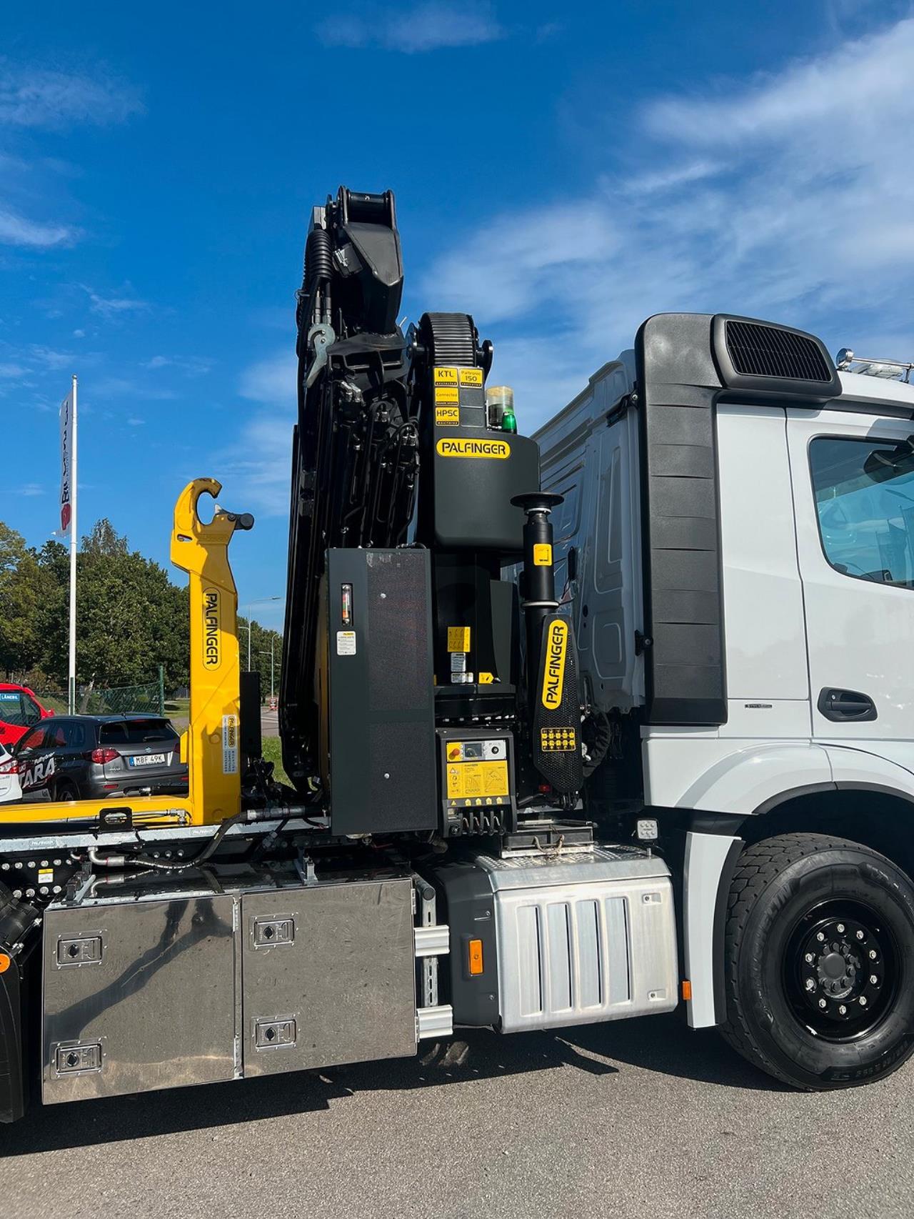 Mercedes-Benz Arocs 3553 8x4*4 Kranväxlare Palfinger & Jibb 2023 - Kran