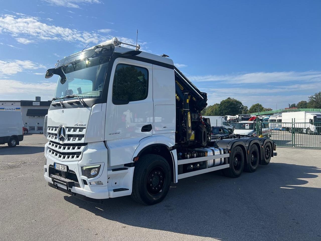 Mercedes-Benz Arocs 3553 8x4*4 Kranväxlare Palfinger & Jibb 2023 - Kran