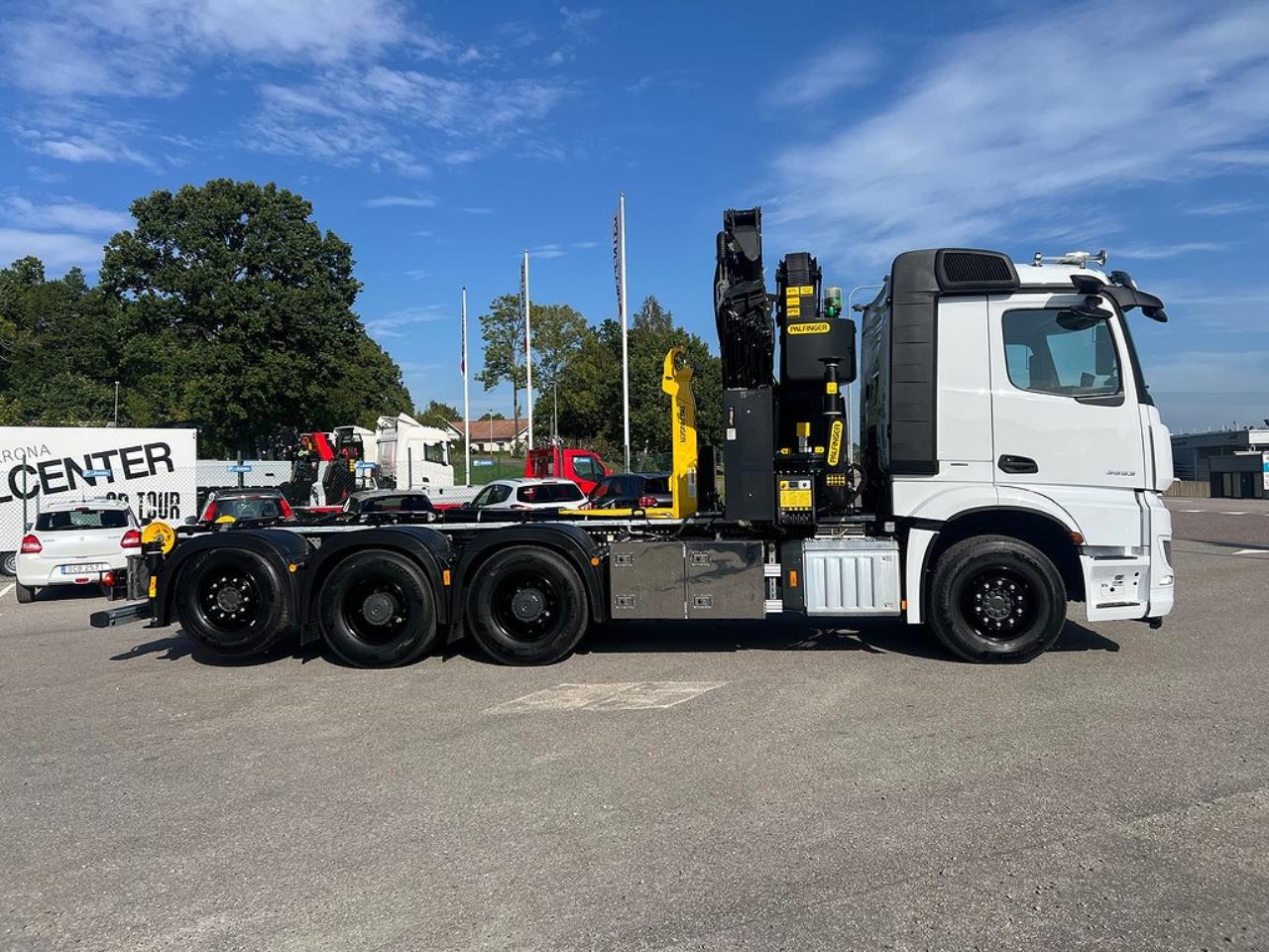 Mercedes-Benz Arocs 3553 8x4*4 Kranväxlare Palfinger & Jibb 2023 - Kran