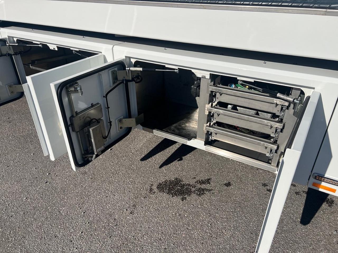 Volvo FM 380 4x2 Bärgningsbil 3-Lastare, Ny Skick, Påkostad 2024 - Bärgningsbil