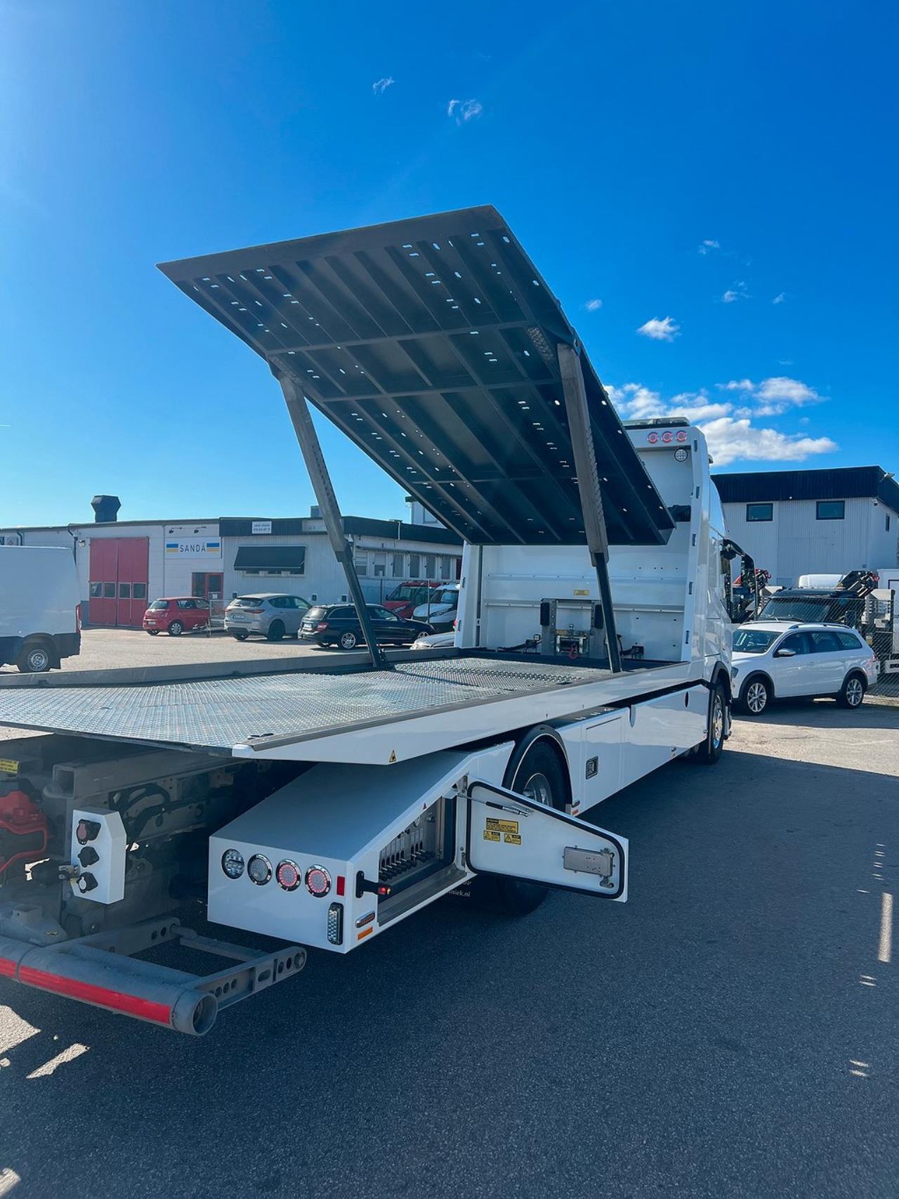 Volvo FM 380 4x2 Bärgningsbil 3-Lastare, Ny Skick, Påkostad 2024 - Bärgningsbil