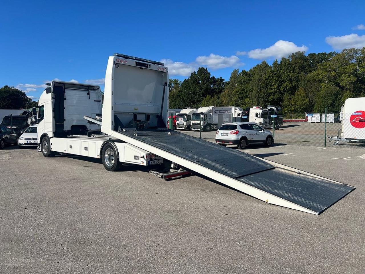 Volvo FM 380 4x2 Bärgningsbil 3-Lastare, Ny Skick, Påkostad 2024 - Bärgningsbil