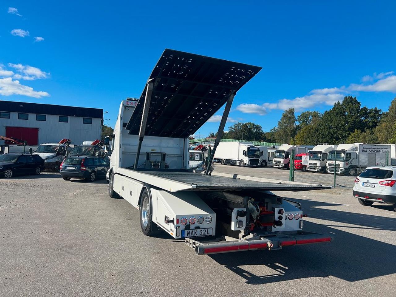 Volvo FM 380 4x2 Bärgningsbil 3-Lastare, Ny Skick, Påkostad 2024 - Bärgningsbil