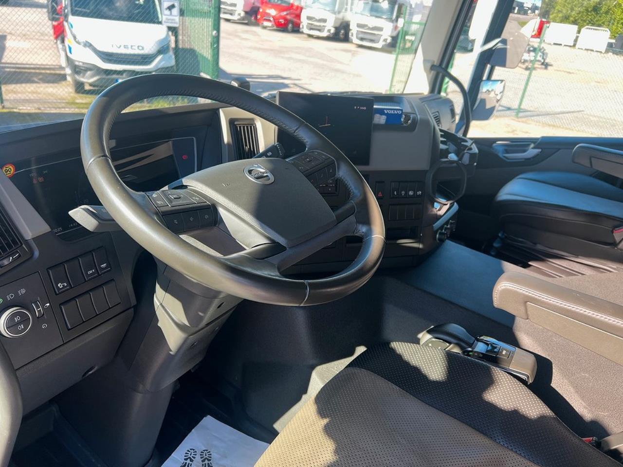 Volvo FM 380 4x2 Bärgningsbil 3-Lastare, Ny Skick, Påkostad 2024 - Bärgningsbil