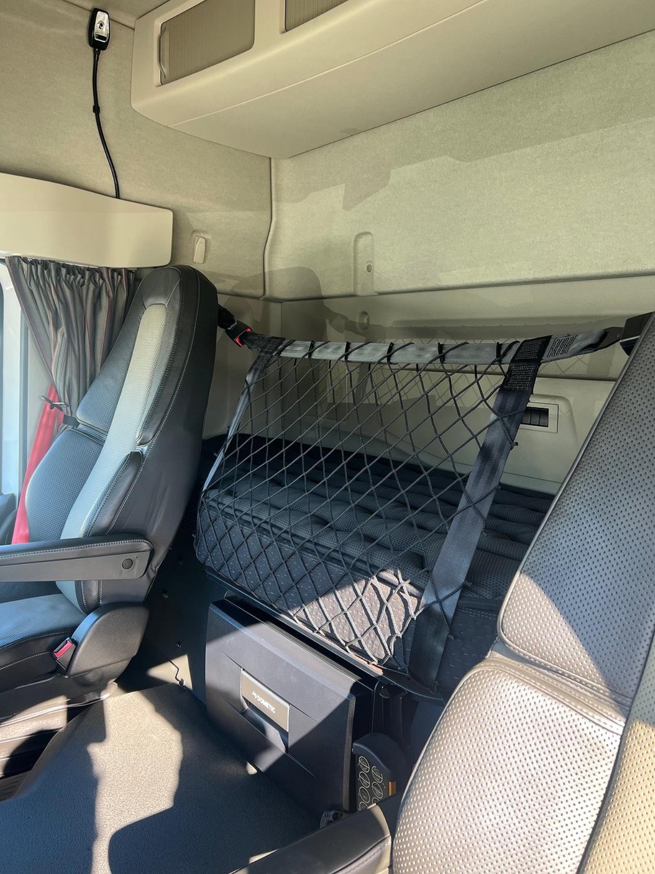 Volvo FM 380 4x2 Bärgningsbil 3-Lastare, Ny Skick, Påkostad 2024 - Bärgningsbil