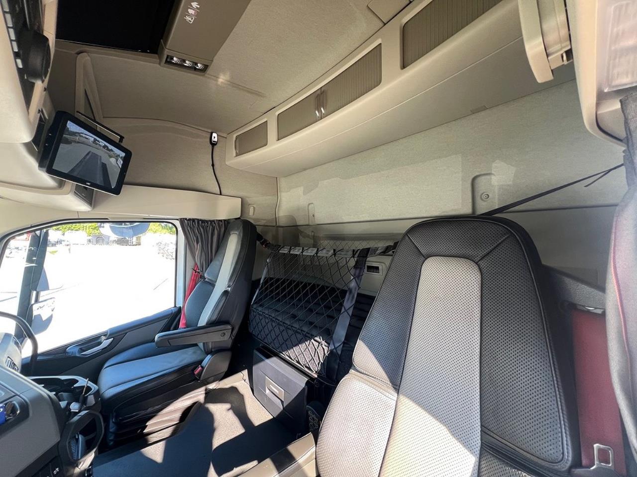 Volvo FM 380 4x2 Bärgningsbil 3-Lastare, Ny Skick, Påkostad 2024 - Bärgningsbil